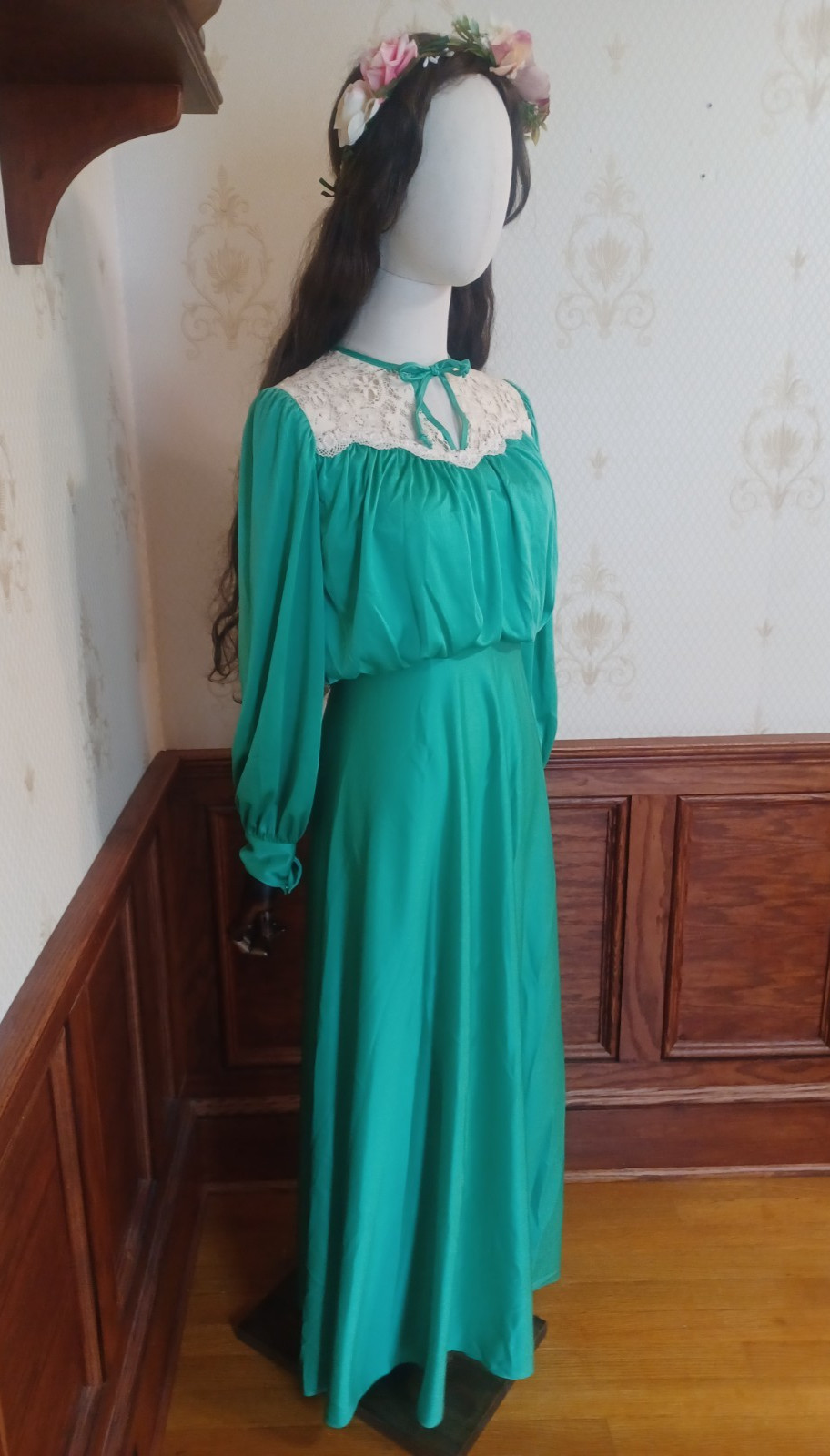 Vintage 1970s Green/Ivory Union-Made Victorian Prairie Hostess Maxi Dress
