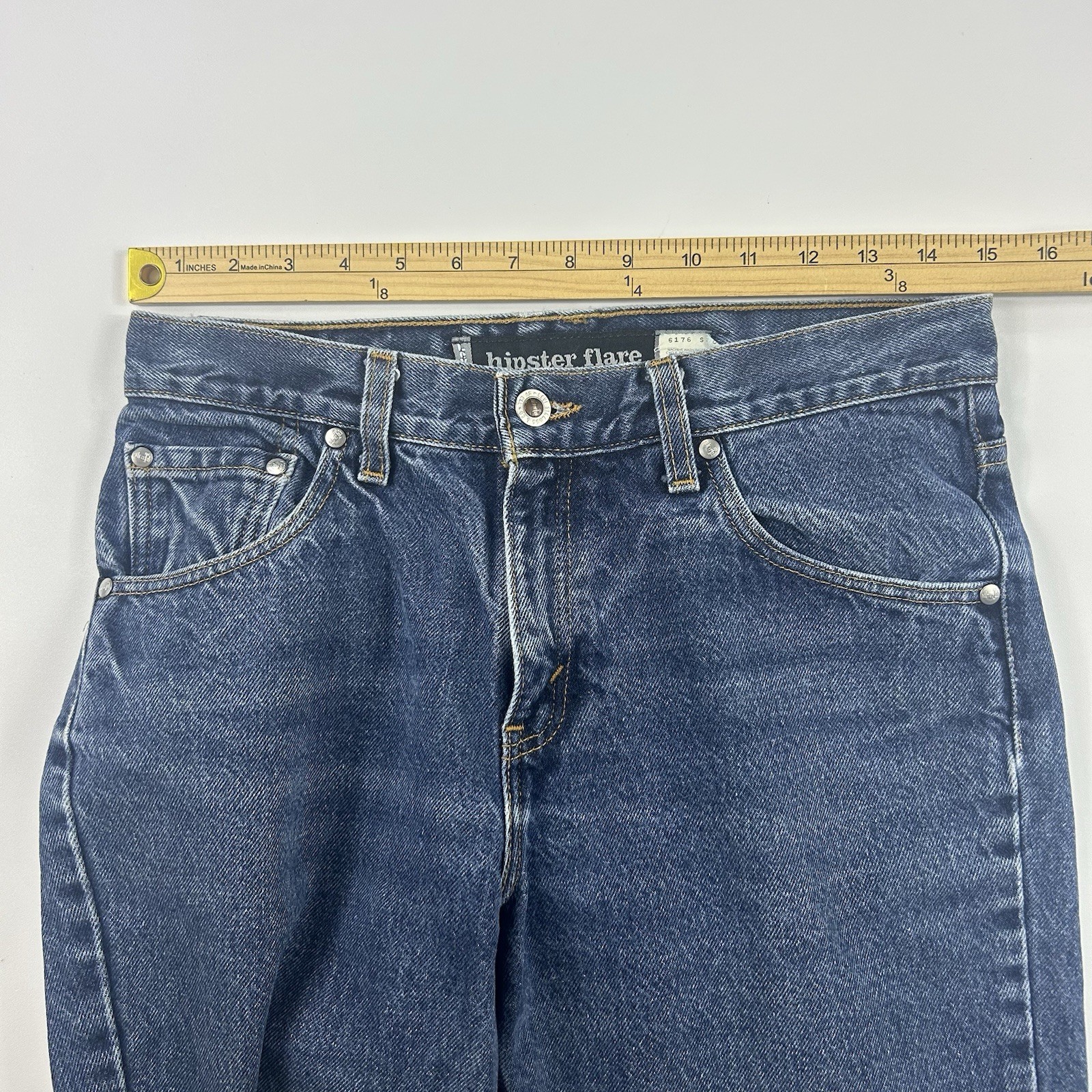 Vintage Levi’s SilverTab Hipster Flare Jeans Women’s 7 Juniors Y2K Blue 1998 90s