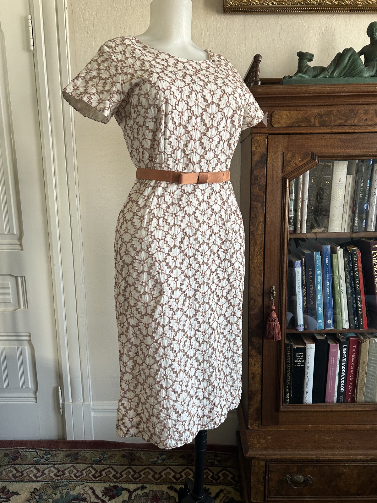 Vintage 1950s 60s White Wiggle Dress Copper Cotton Embroidery Belted Sheath M