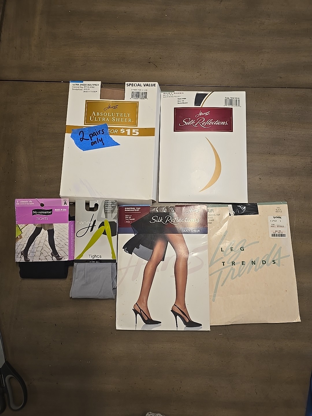 Hanes Pantyhose/Tights, Leg Trends, 7 Pairs, Sizes Sm, Med, AB, Med/Lg, CD, B