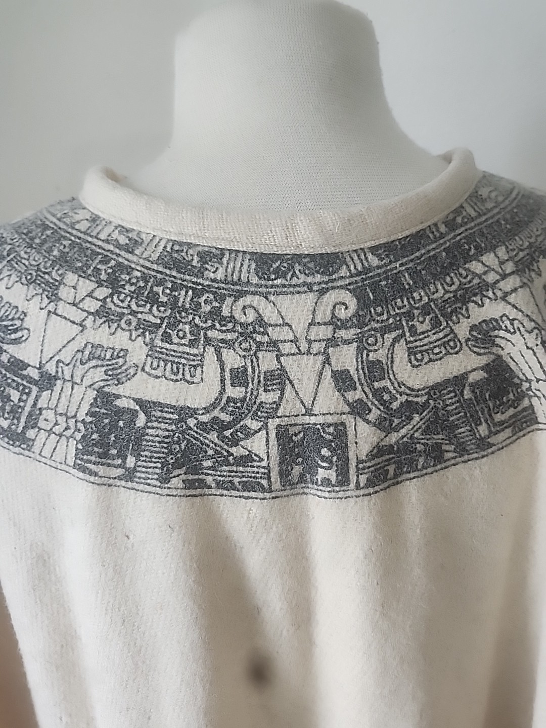Peruvian Wool cape poncho ivory grey one size ~C