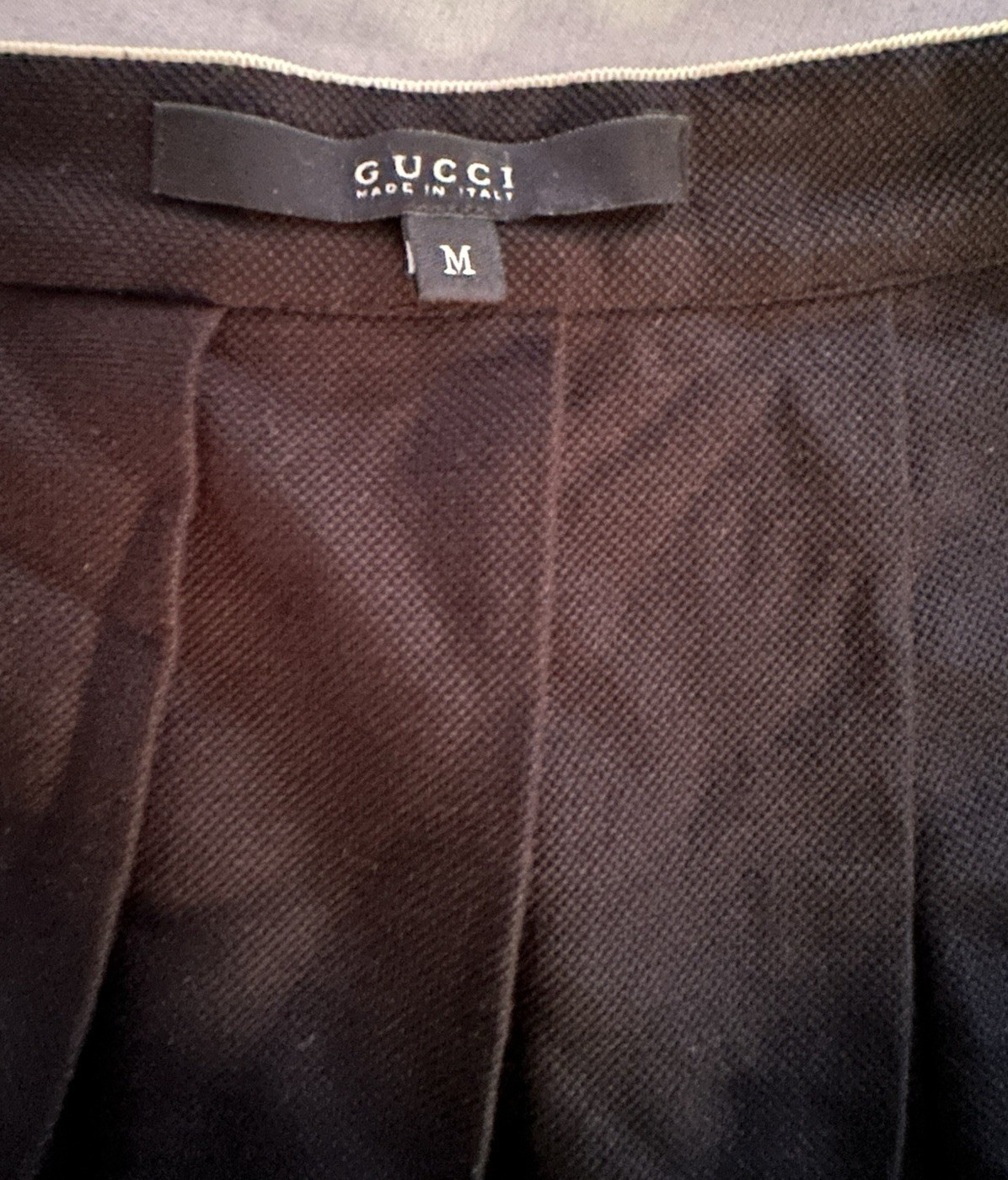 Vintage 2005 Authentic Gucci crest Logo pleated mini skirt
