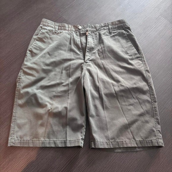 Sick Vintage Volcom grey skater shorts