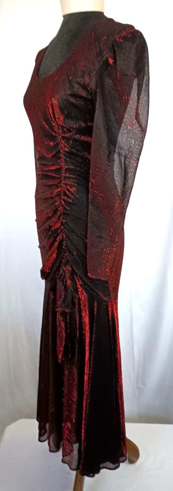 Vintage 80&rsquo;s Cher Jacque Dressy Red/Black Sexy Ruched Special Occasion Gown Med