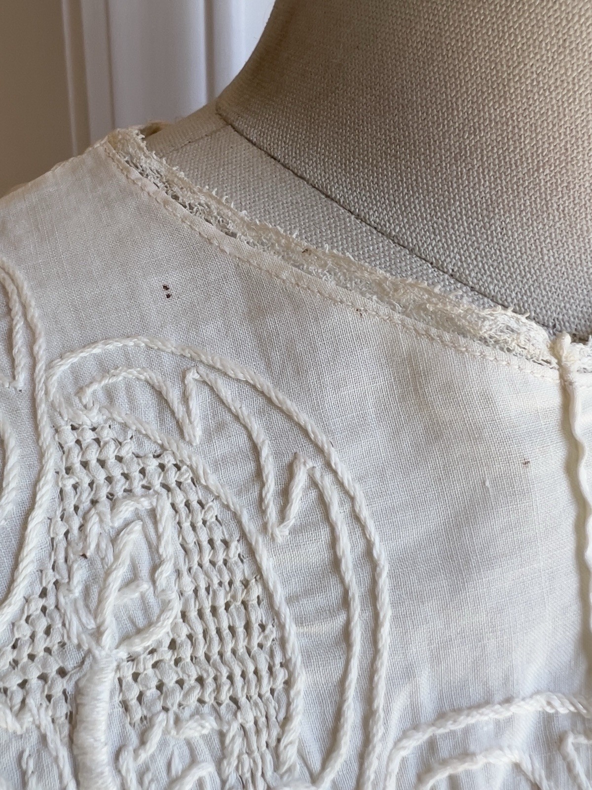 Antique Cotton Blouse Top Off White Hand Embroidered Lace Edwardian Button Back