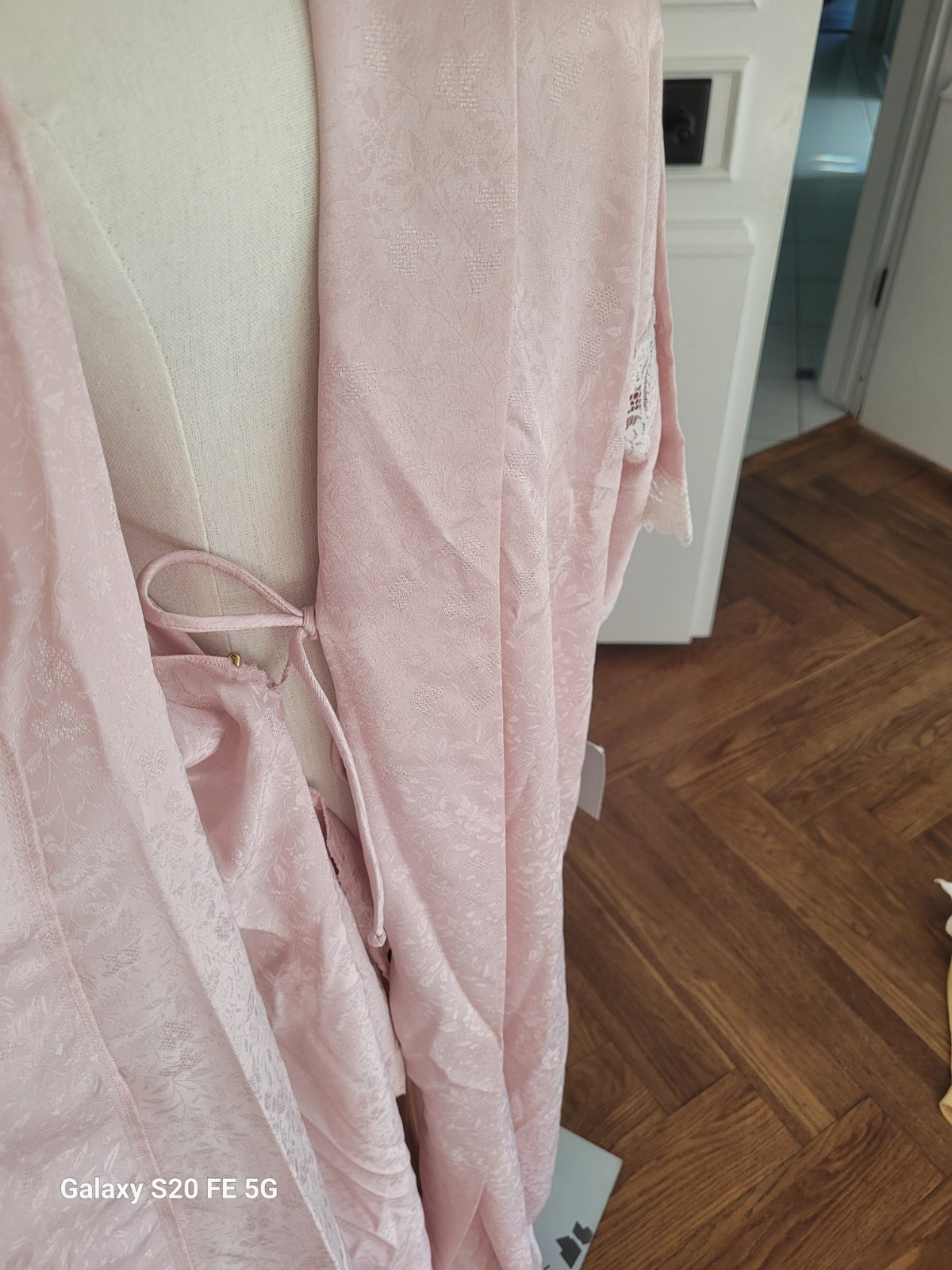 vtg 1980s NWT Christian Dior Pink Satin Feel Jacquard Robe with Lace Details