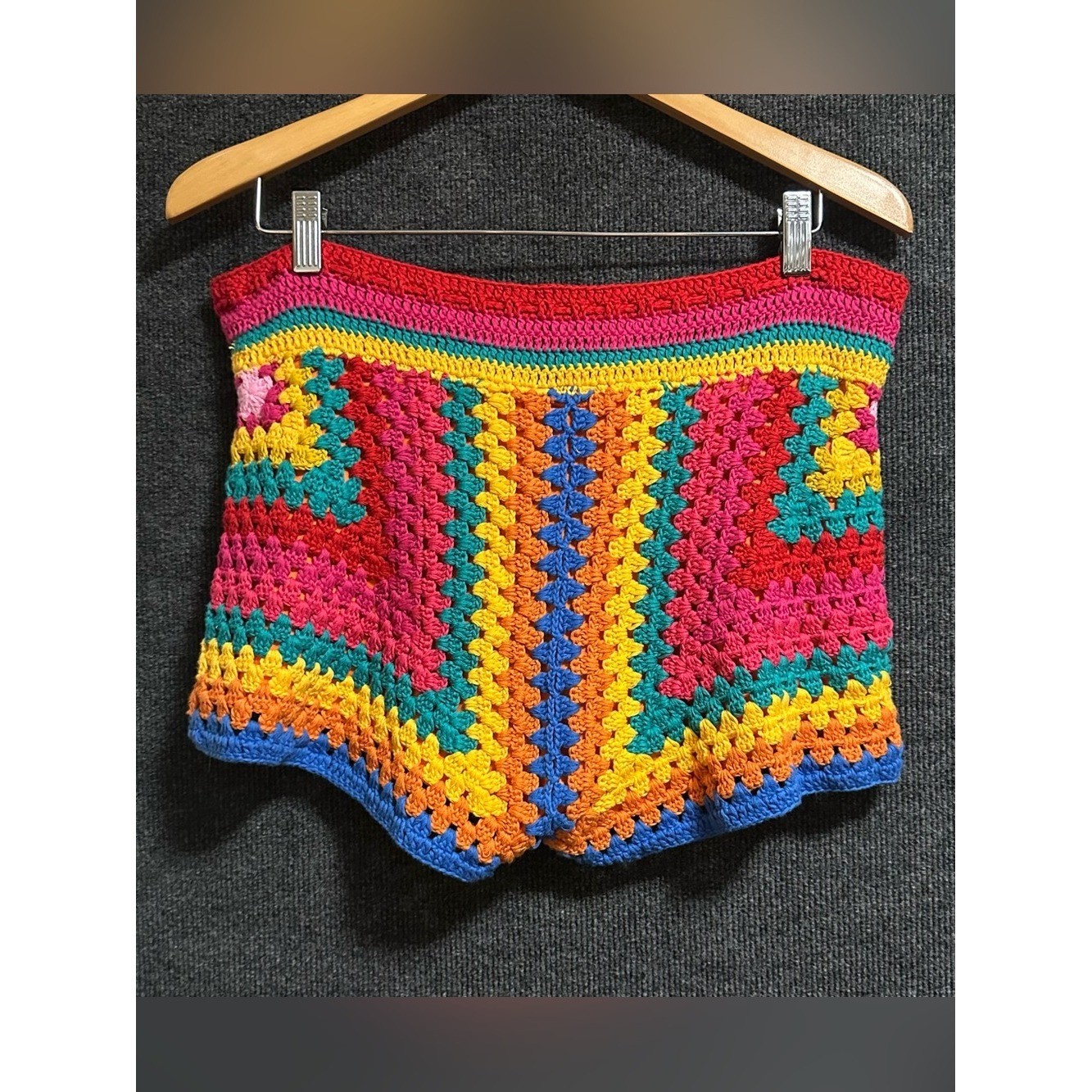 NWT Farm Rio Striped Scarf Crochet Shorts. Size M
