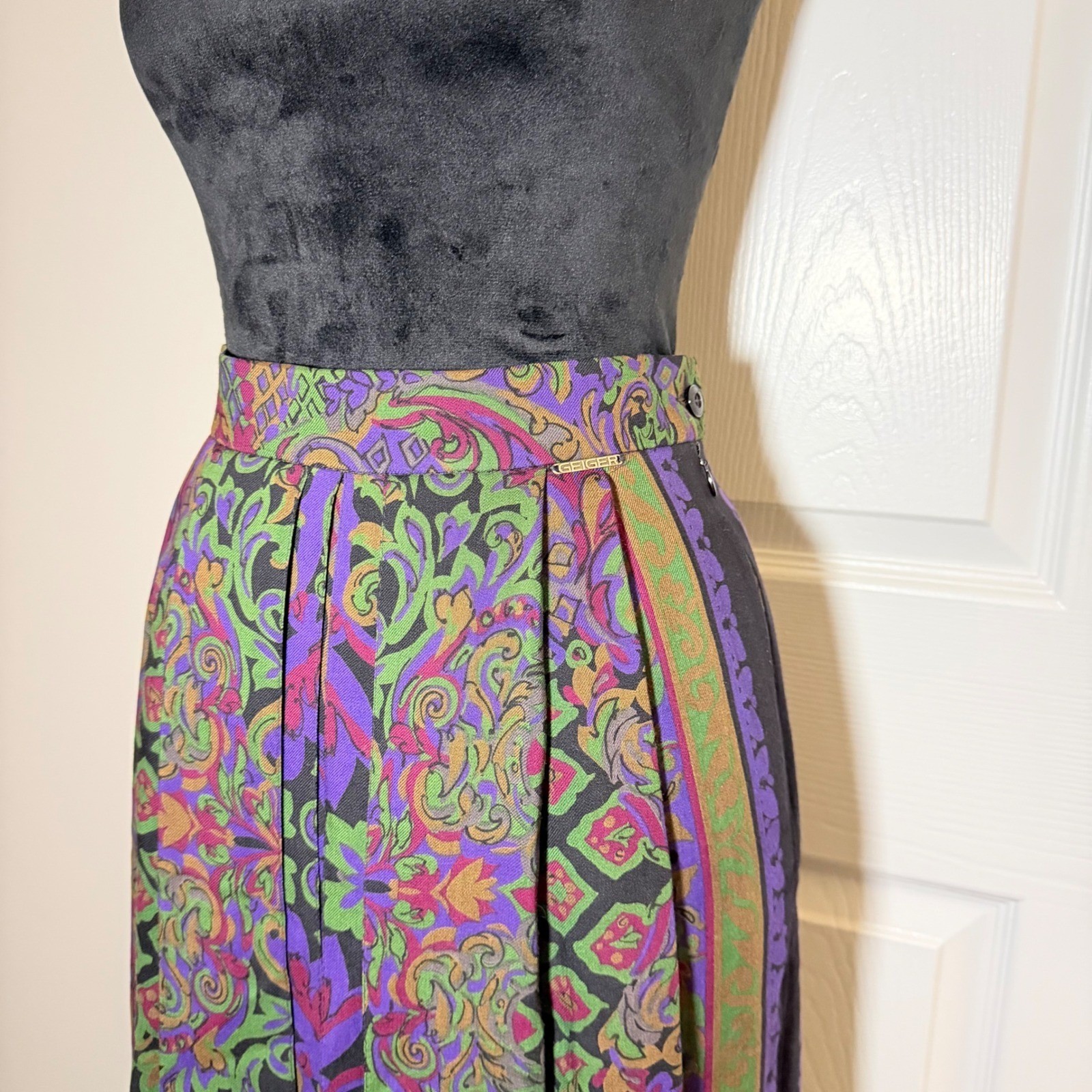 VTG GEIGER Austria 100% Wool Pleated Skirt Long A Line Cottagecore Lined EU 36/6