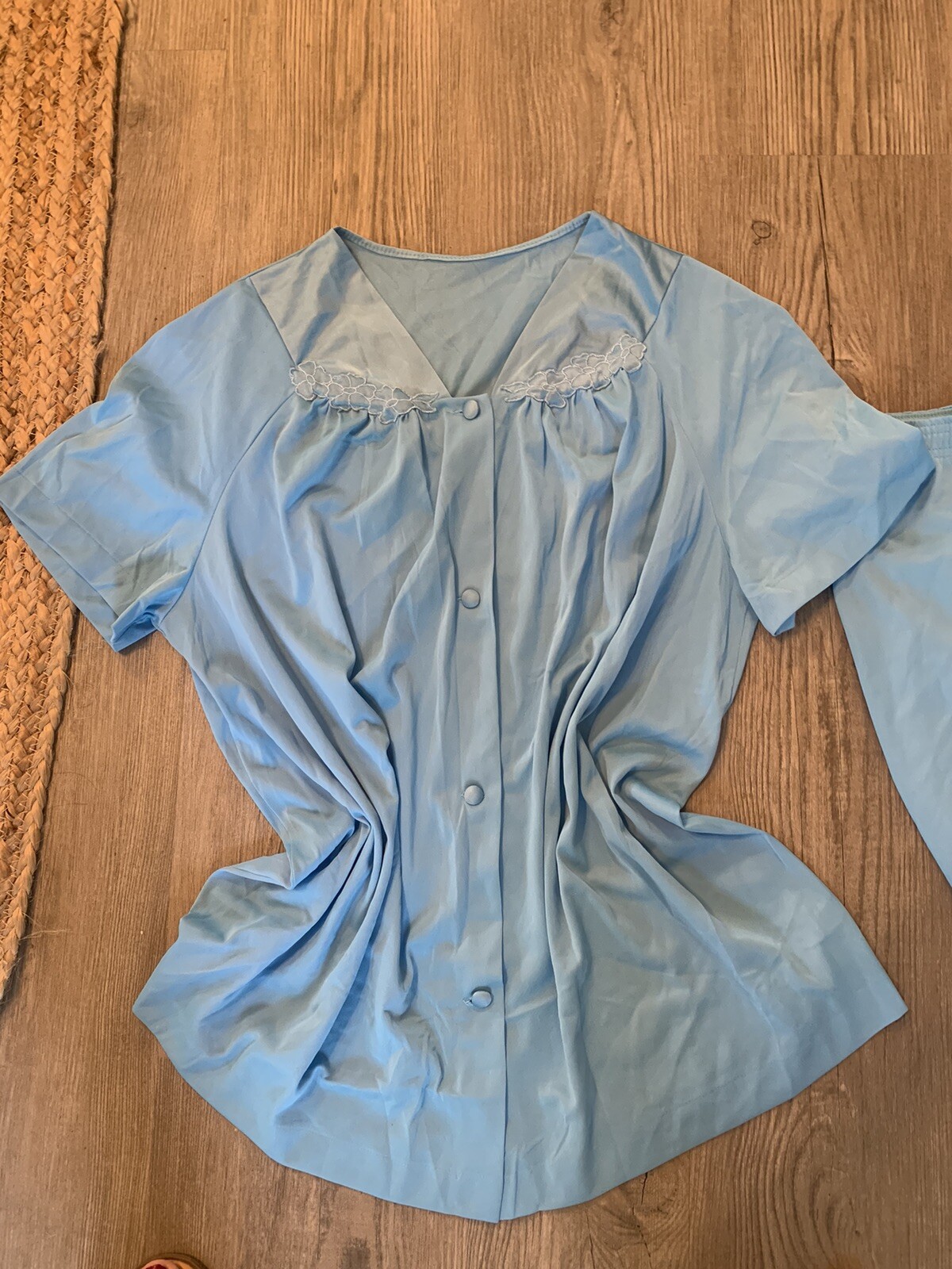 Vintage Vanity Fair Pajamas Women’s Sz 40 100% Nylon Shirt Pants Aqua Blue