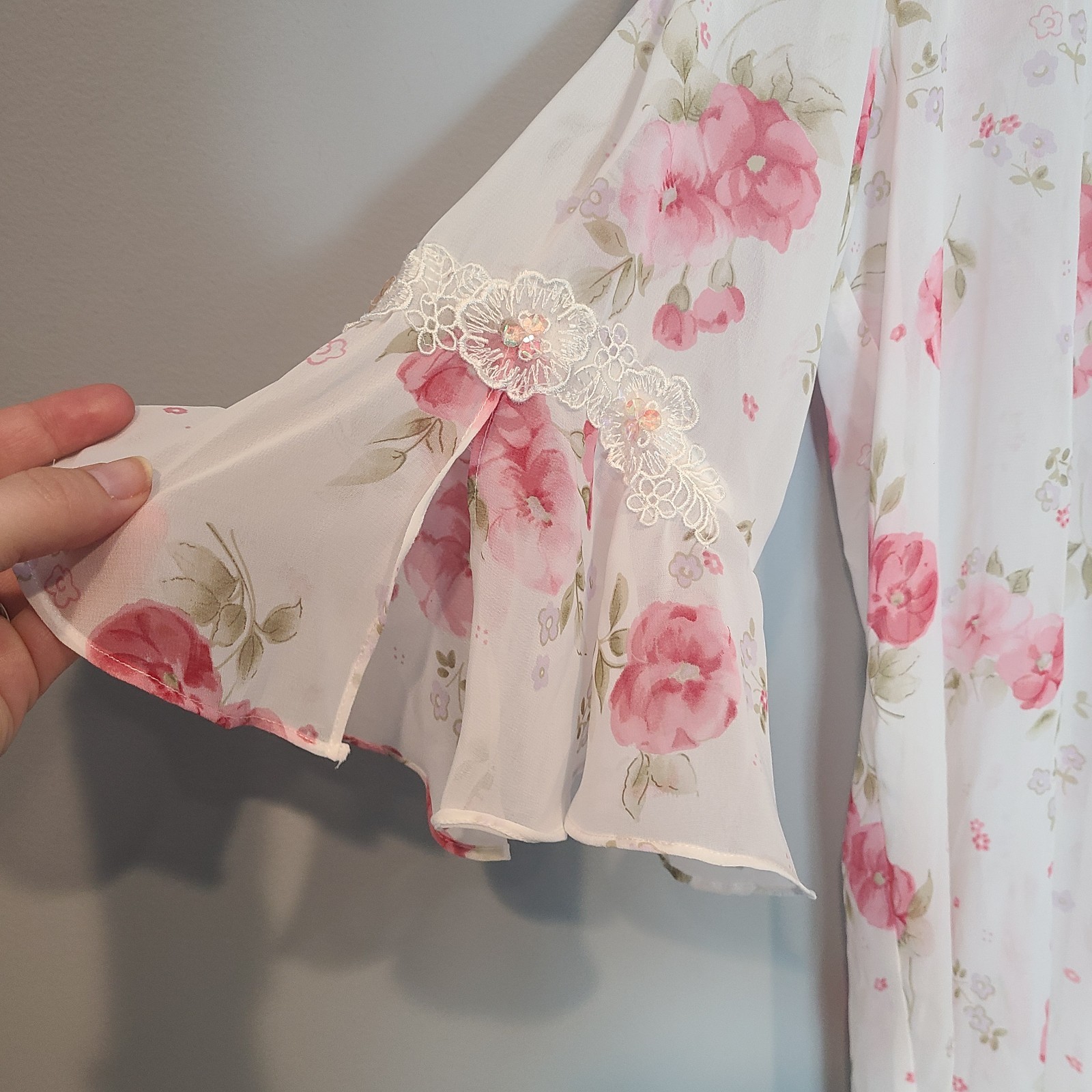 Vtg Delicate Sheer Pink Flowy Robe Size L Dreamy Chiffon Coquette Floral Flare