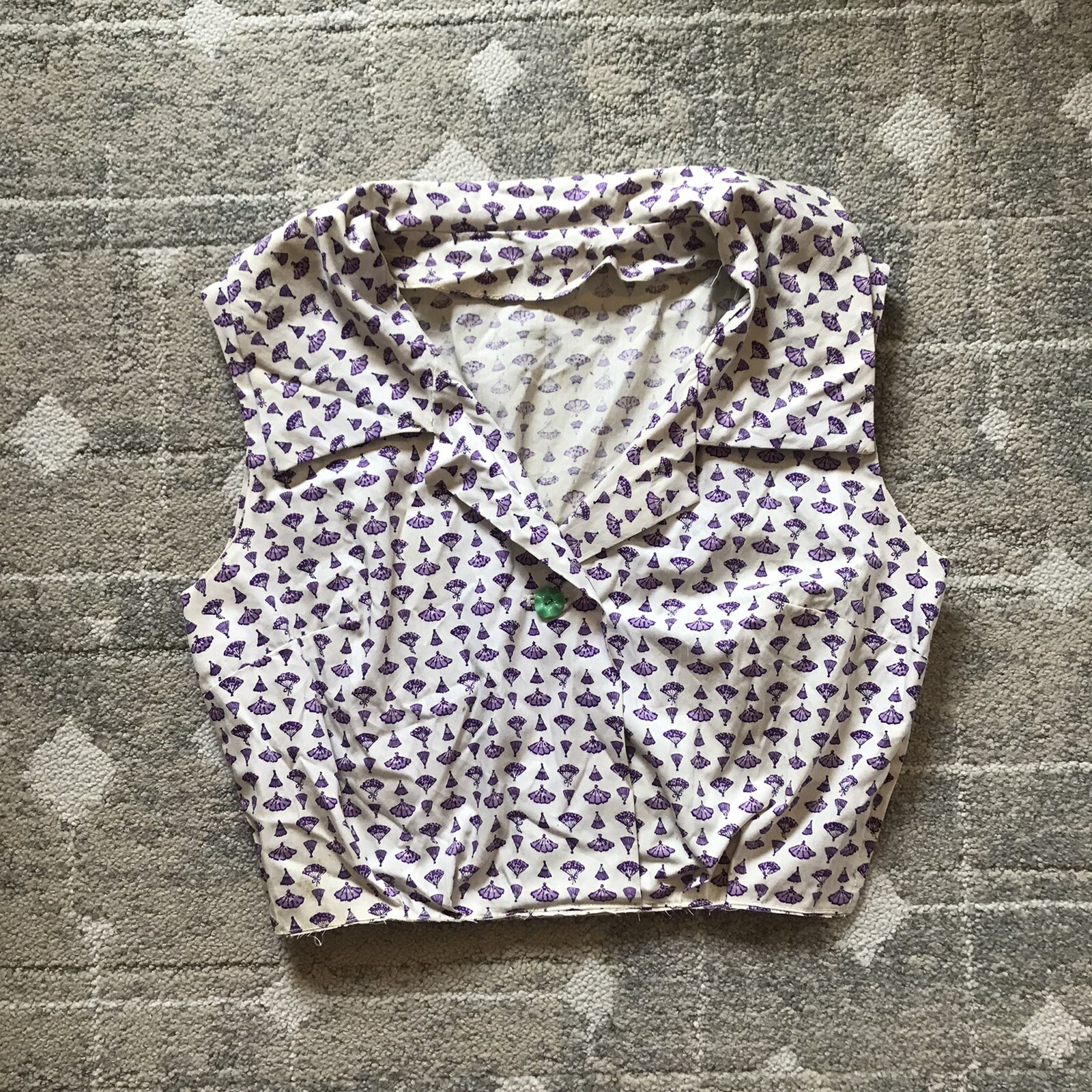 Vintage 1950&rsquo;s 1960&rsquo;s Cropped Cotton Novelty Printed Tank Top Blouse Shirt