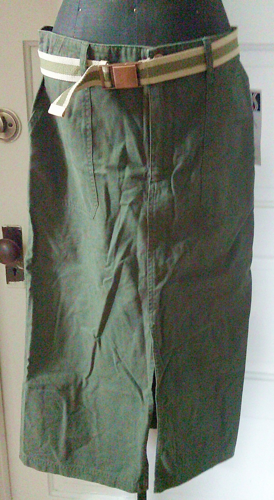 NWT 90&rsquo;s BILL BLASS Army Green Cotton Front Closure Belted Skirt 12P