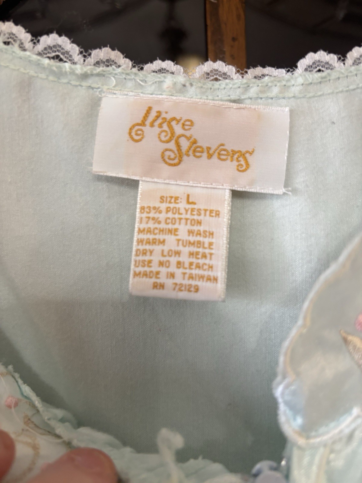 Vintage 80’s Ilise Stevens Women’s Satin Nightgown Delicate Embroidery Large