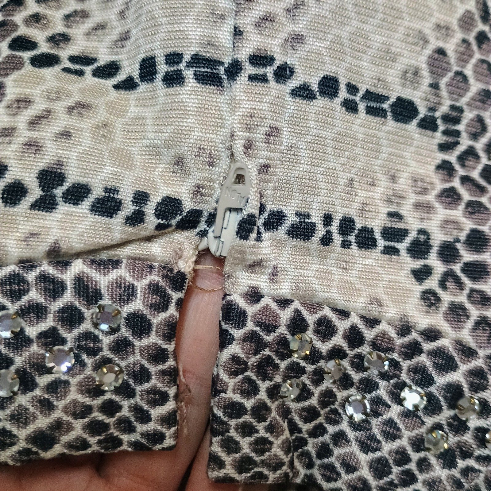 Vtg L&rsquo;Aiglon Shift Mod Snake Print Rhinestone Mock Long Sleeve Dress