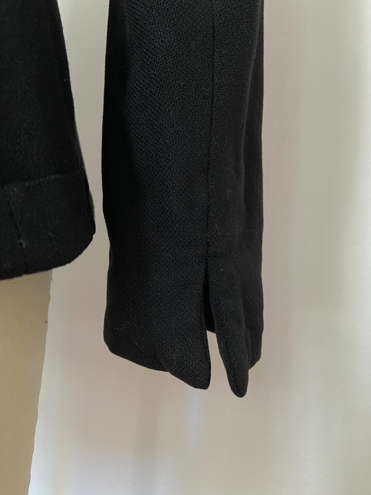 Vintage 1940s Black Wool Blazer Forstmann Suit Jacket Shoulder Pads Small Medium