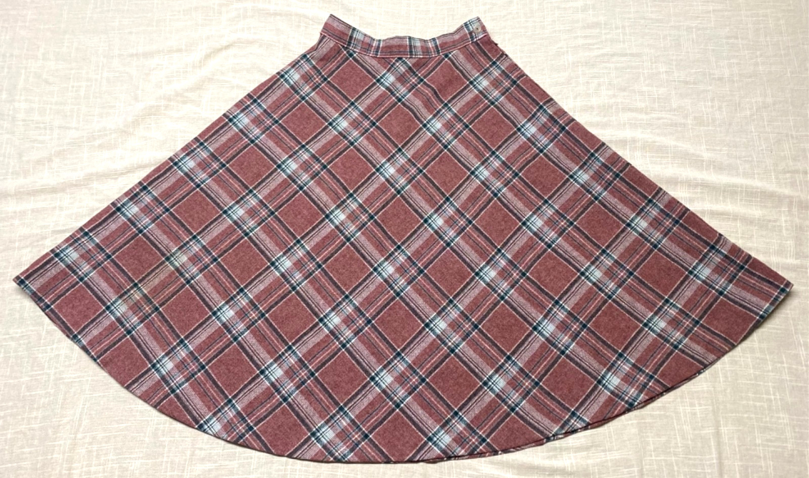 Vintage Circle Skirt Plaid Tartan Red Wool 60s Homemade Dark Academia Preppy
