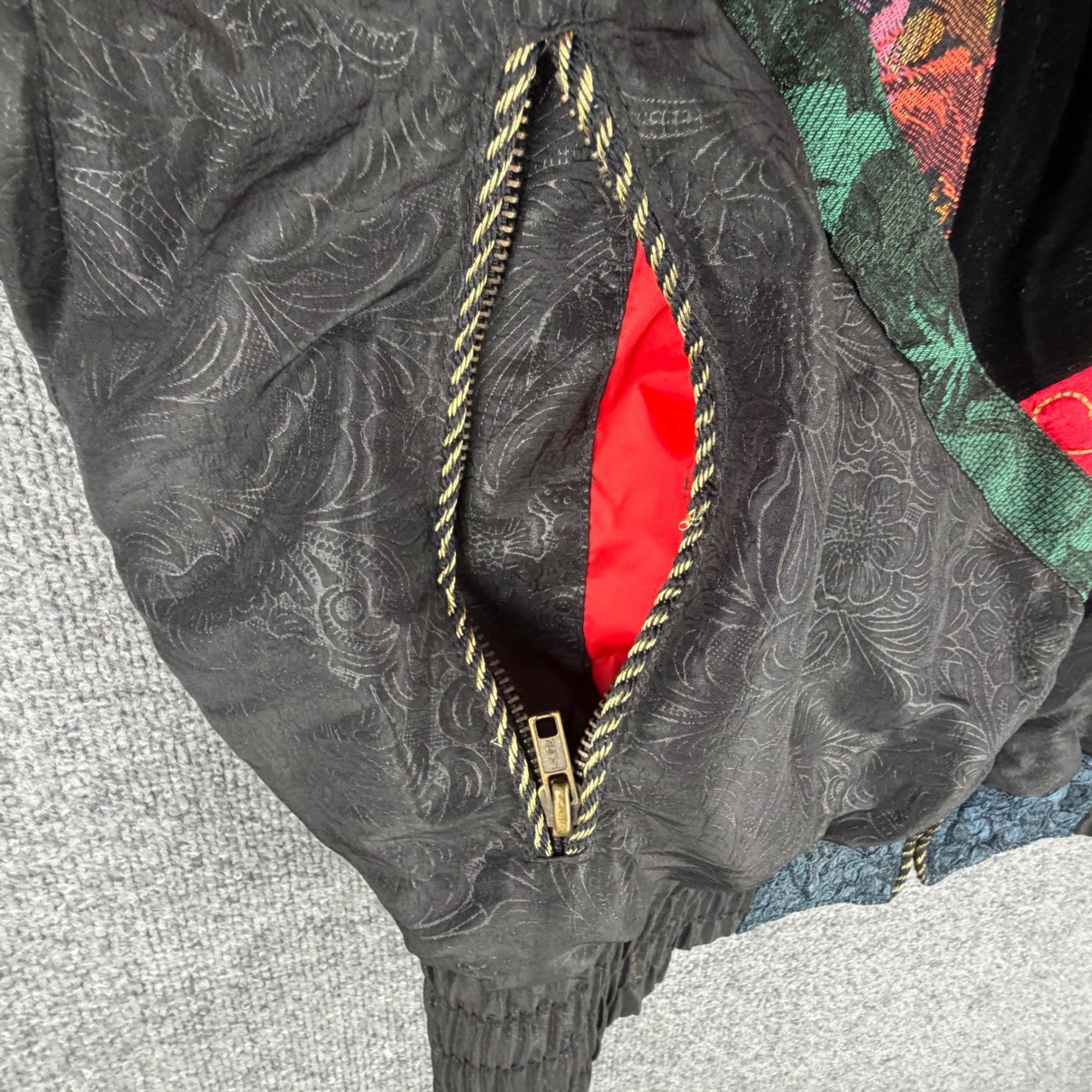 Vintage Pizazz Duvet Down Puffer Jacket XS Patchwork Velvet Brocade 80s 9682