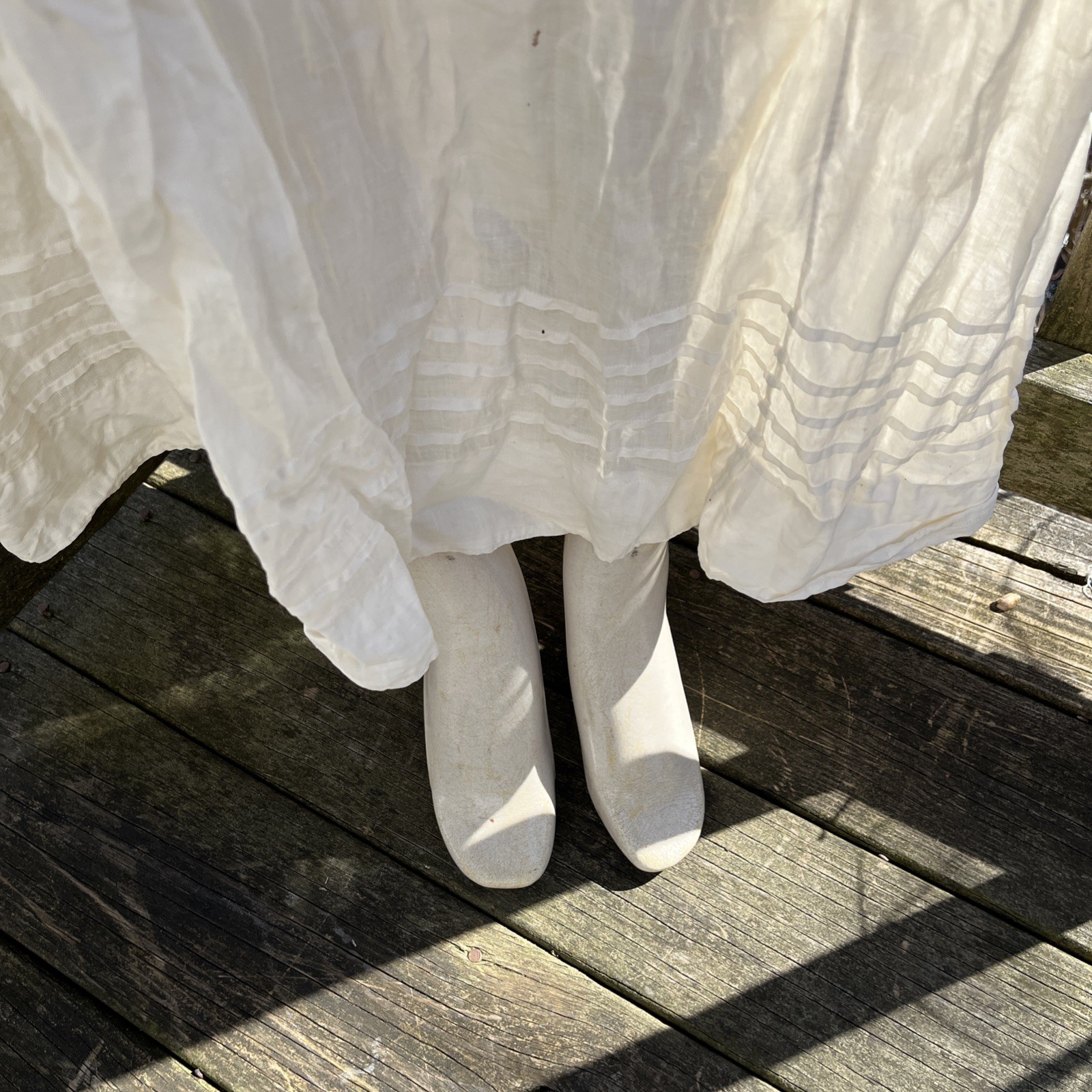 Authentic Edwardian Off White Cotton Lawn Dress c.1900 Lace Pintuck Button Back
