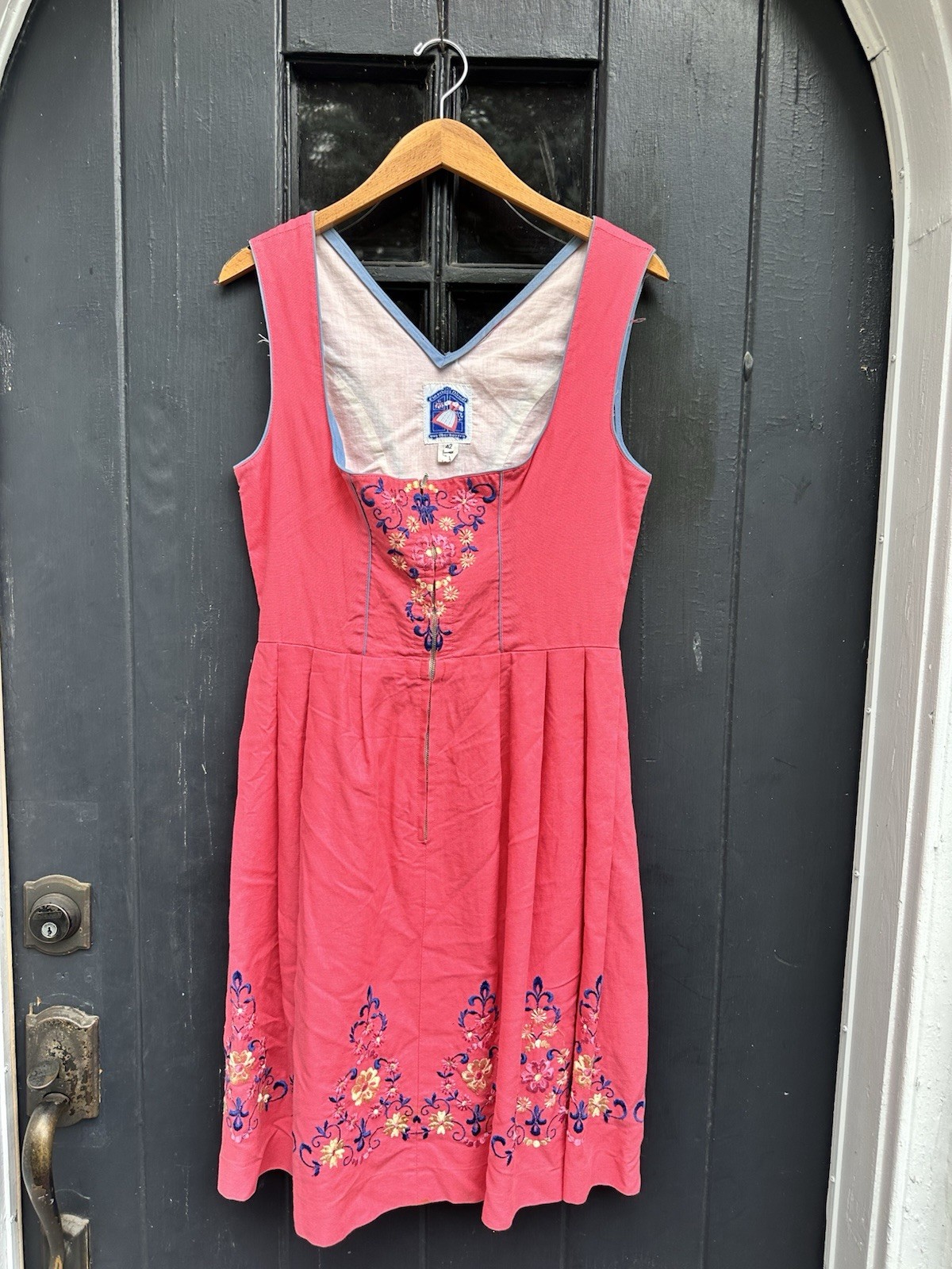 Vintage Pink Gorgeous Embroidered DIRNDL Aus Oberbayern Dress Size 42 Ladies M
