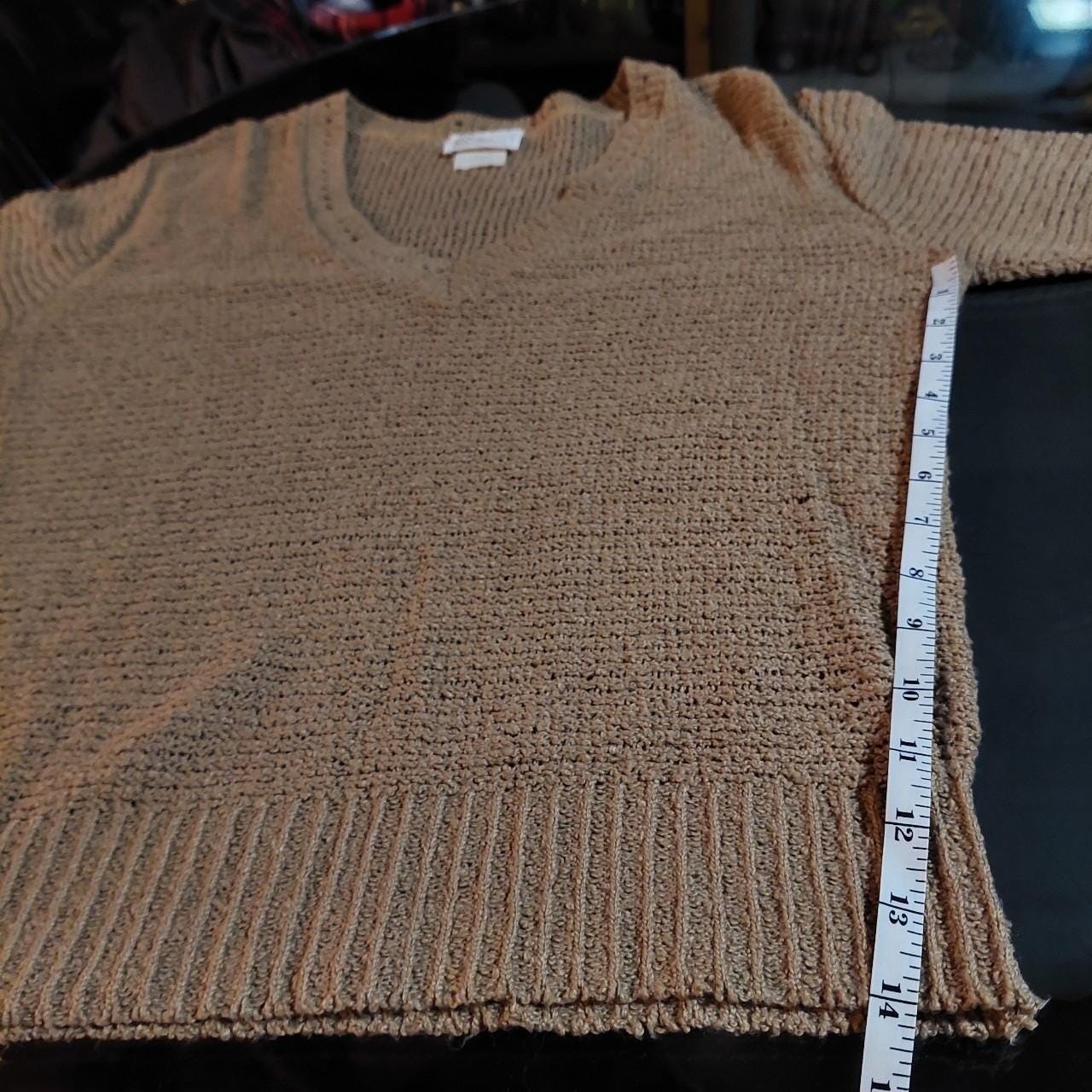 Vintage light brown V-neck short sleeve knit top.