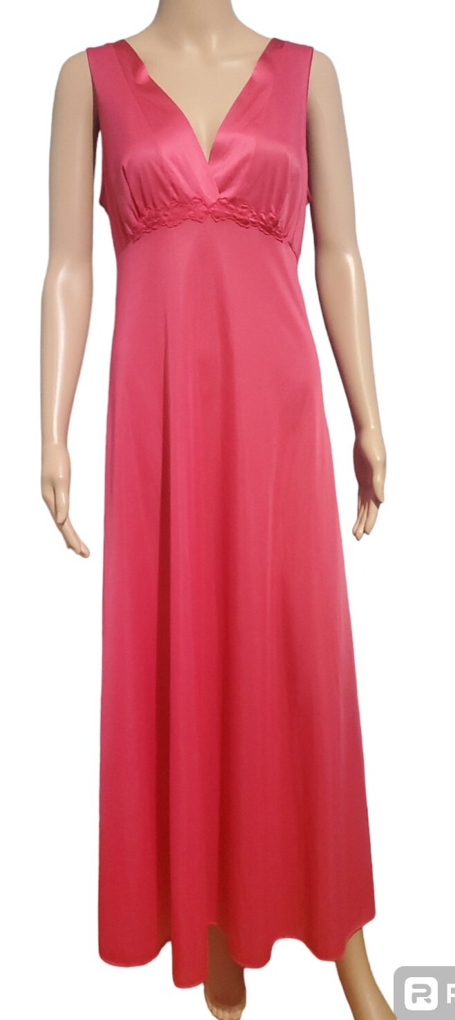 Vanity Fair Nightgown 100% Nylon Sz 34 Bright Pink Full Length V-Neck Made in US