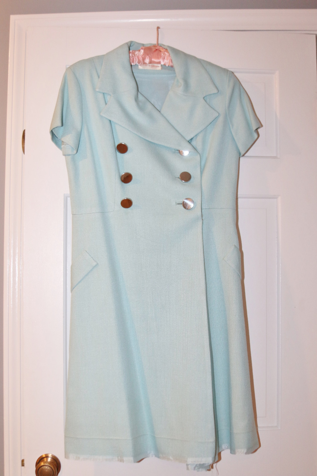 VINTAGE POWDER BLUE BUTTON DOWN SHORT SLEEVE DAVID WARREN DRESS – PRE-OWNED