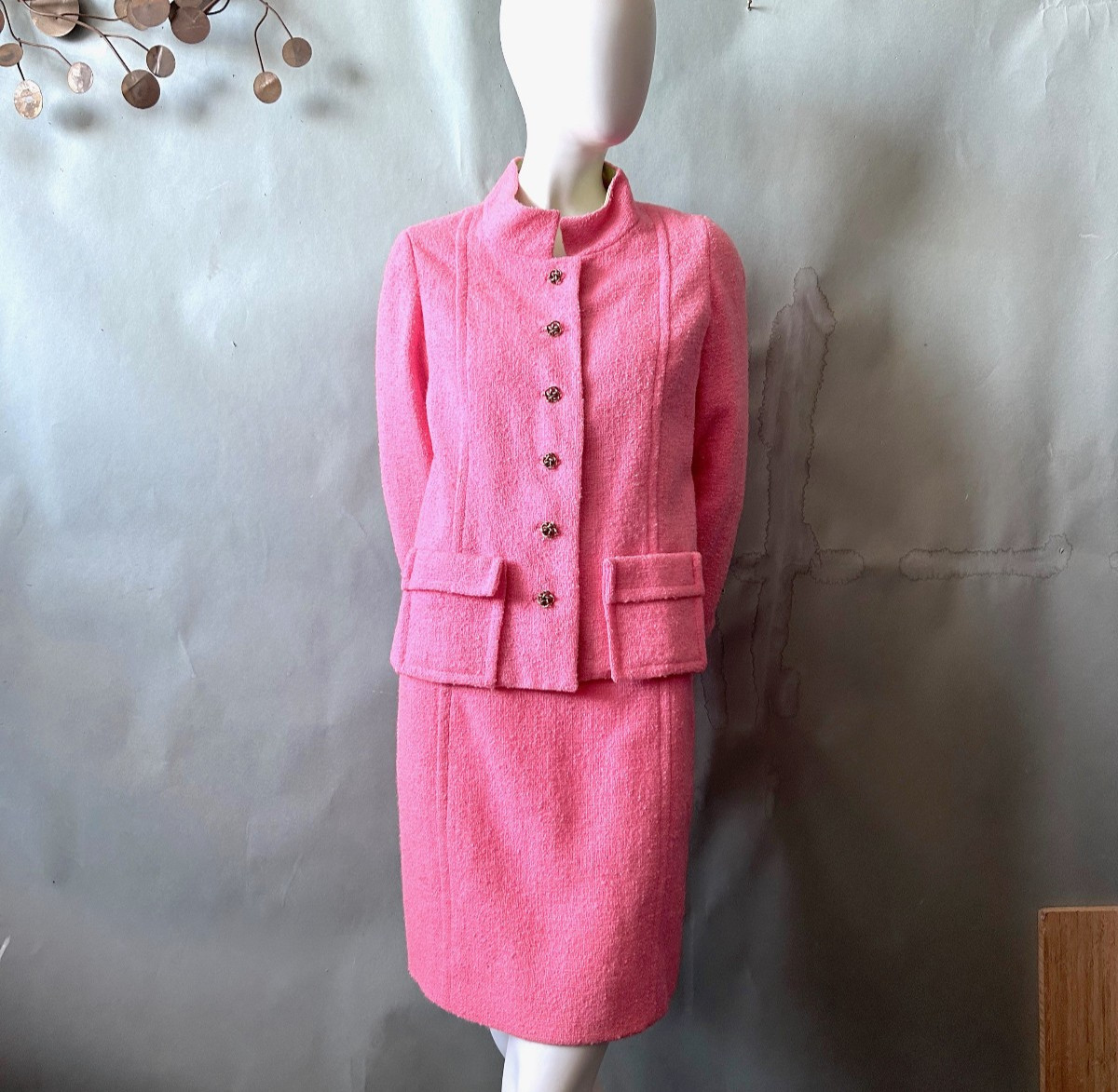 Vintage 1960s Pink Wool Skirt Suit Coco Era Custom Made Maisel Palm Royale 4 6