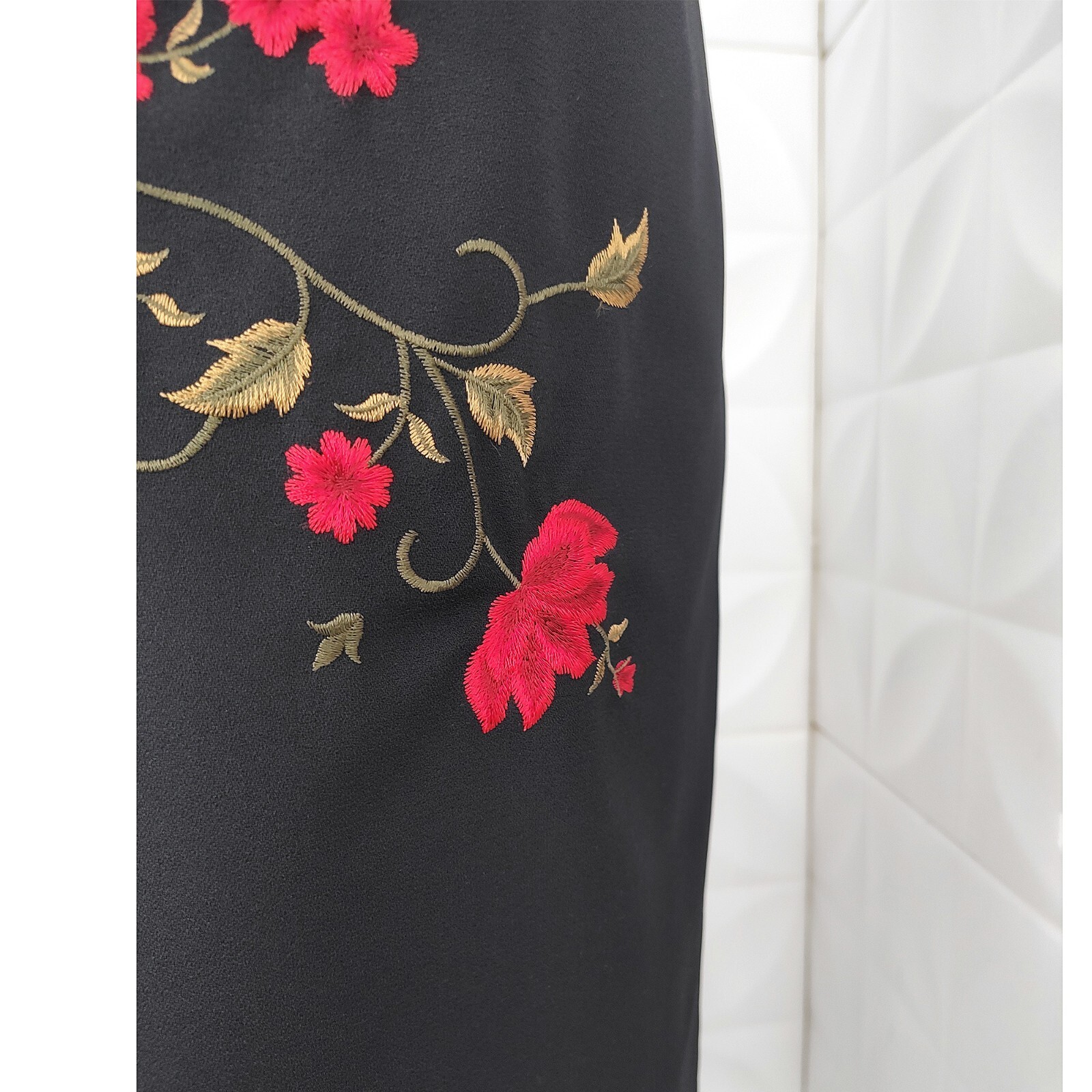 Vintage 90s Black Floral Dress Sheath Embroidered Whimsy Goth Jessica Howard M