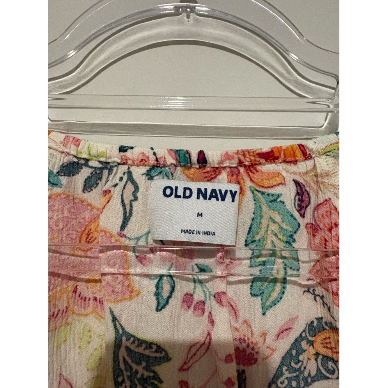 Old Navy Floral V-Neck 100% Rayon Long Sleeve Crinkle Boho Top Blouse medium