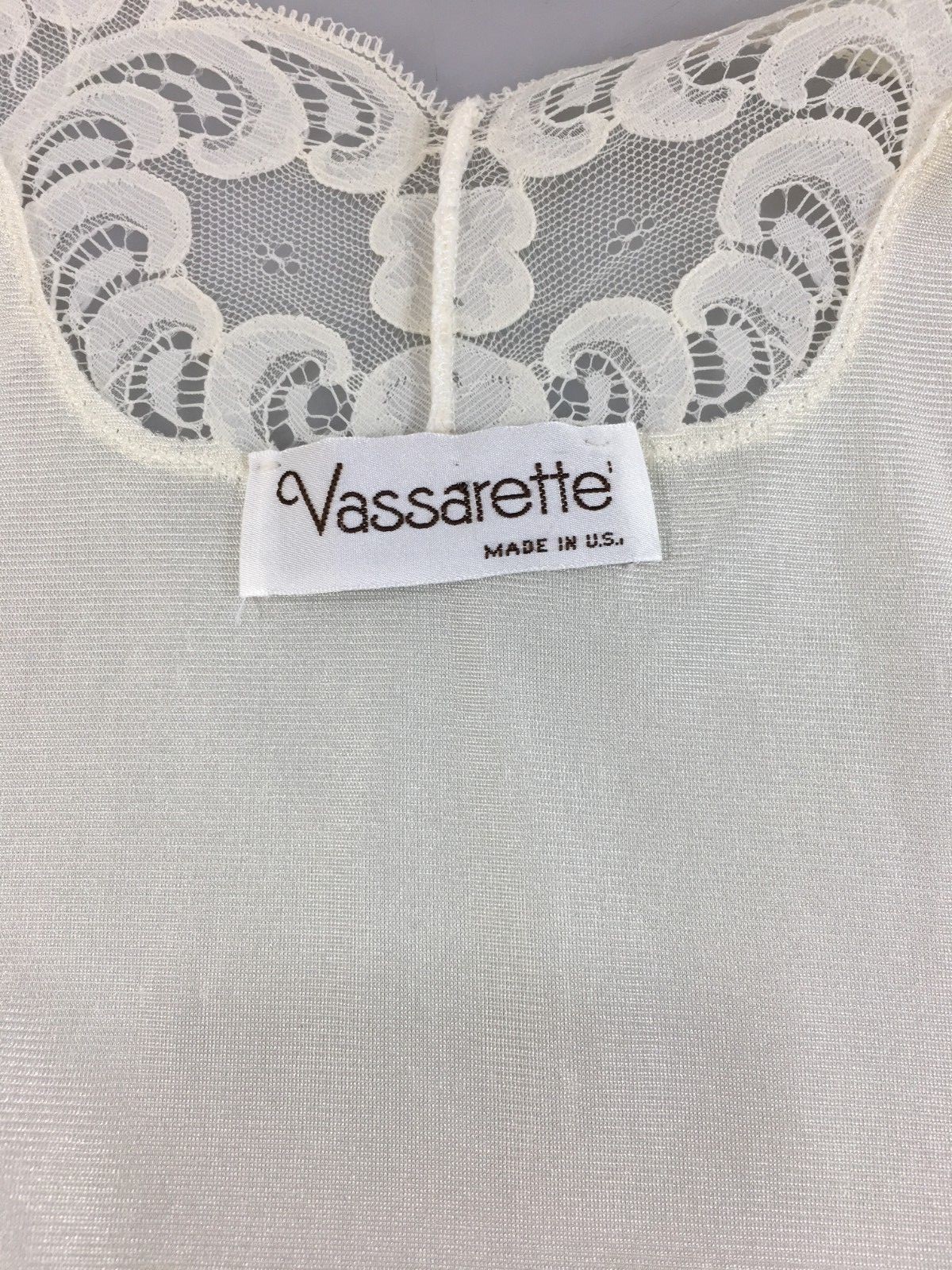 Vassarette S Pale Yellow Long Nylon Silky Peignoir Robe Made in USA Vintage