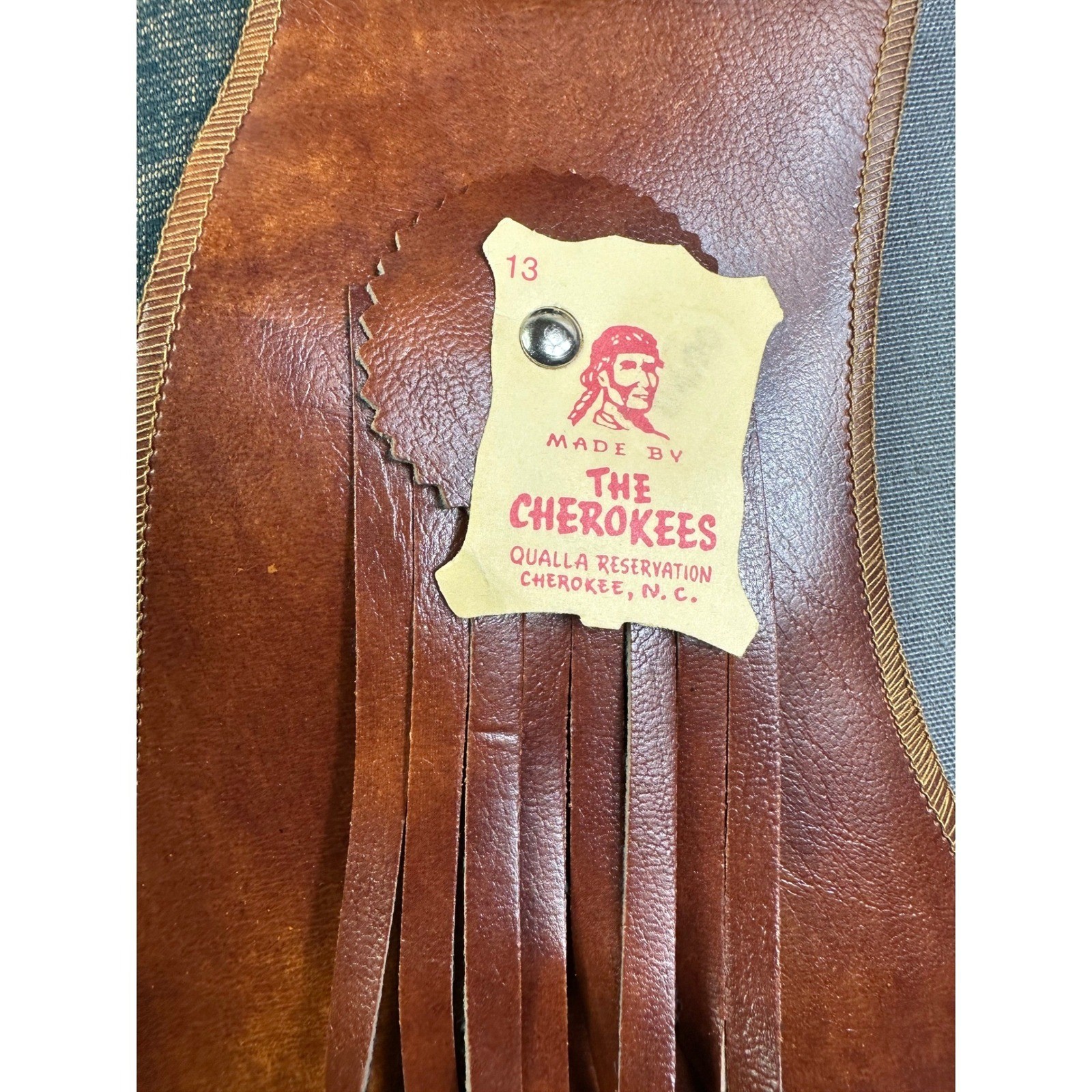 Vintage The Cherokees Qualla Reservation Brown Faux Leather Fringe Vest Chief 13
