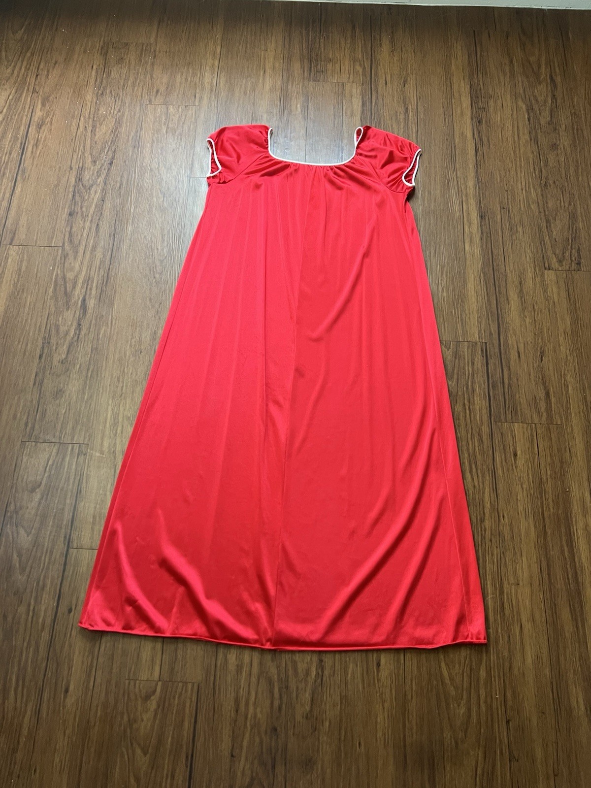 Vintage Vassarette Nightgown Medium Red Maxi Lace Off Shoulder Bow Dress 70s