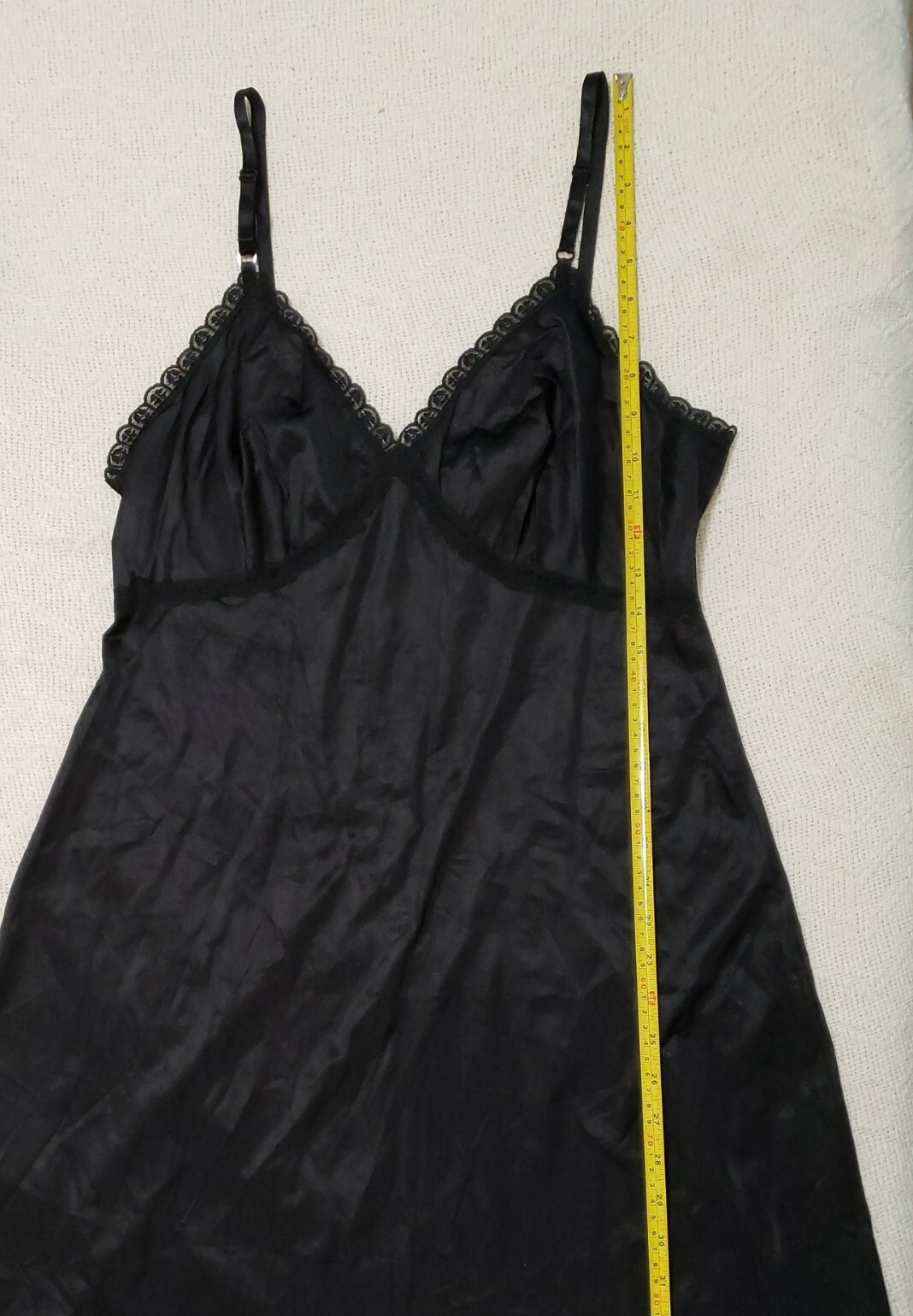 Sears Doesn&rsquo;t Slip Nylon Womens Full Slip. Sz 40. Black.Made in USA.Vintage.