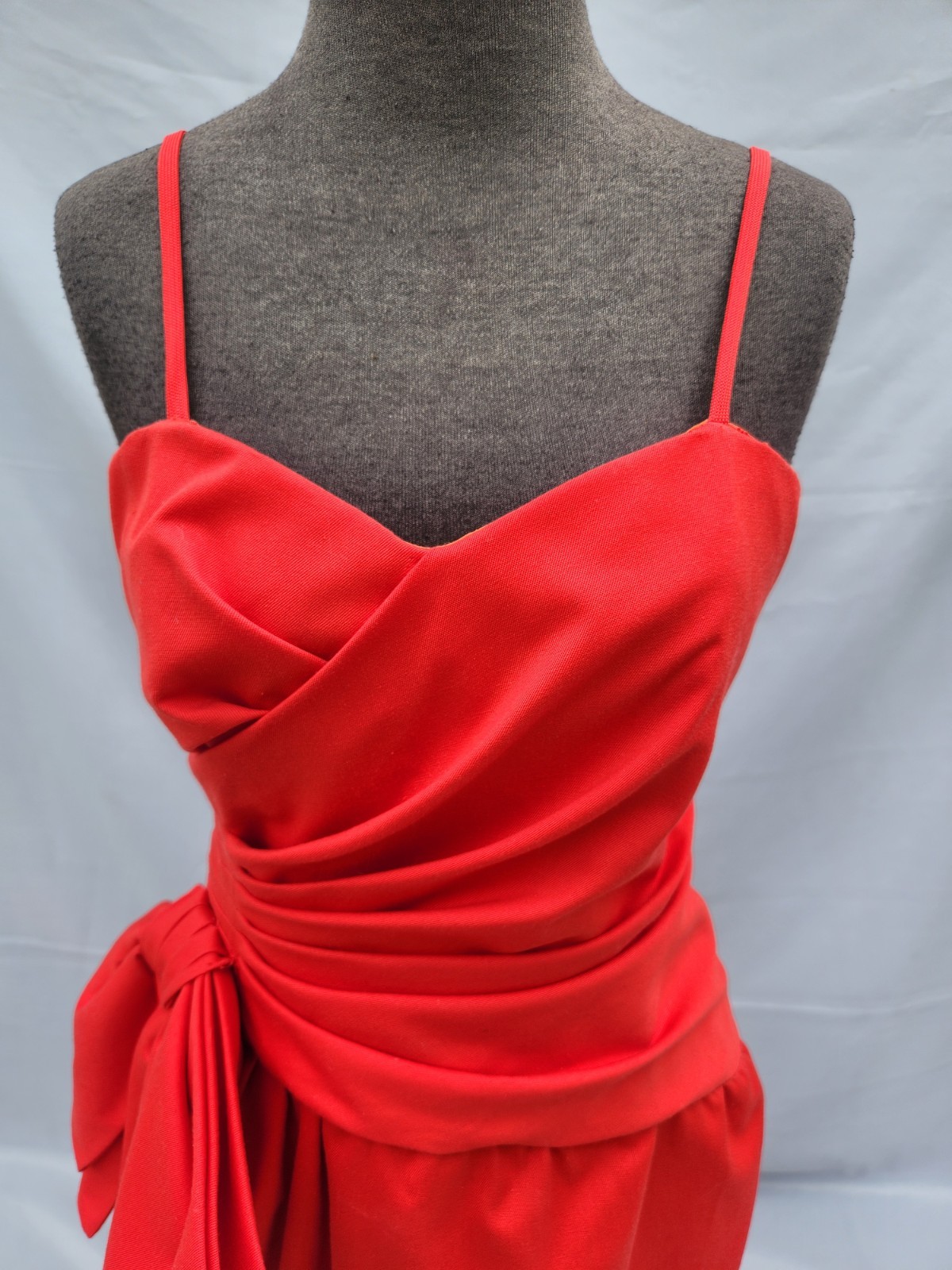 Vintage A.J. Bari Spaghetti Strap Dress w/Bow Size 8 ~ Red ~ SEE DESCRIPTION