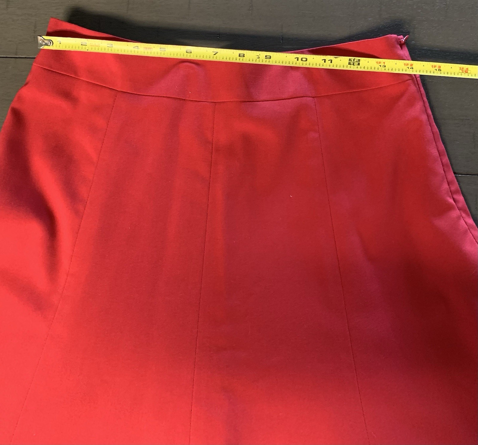 A8 80s COVINGTON STRETCH RAYON BLEND RED FLAIR MINI SKIRT SMALL/6 SIDE ZIP