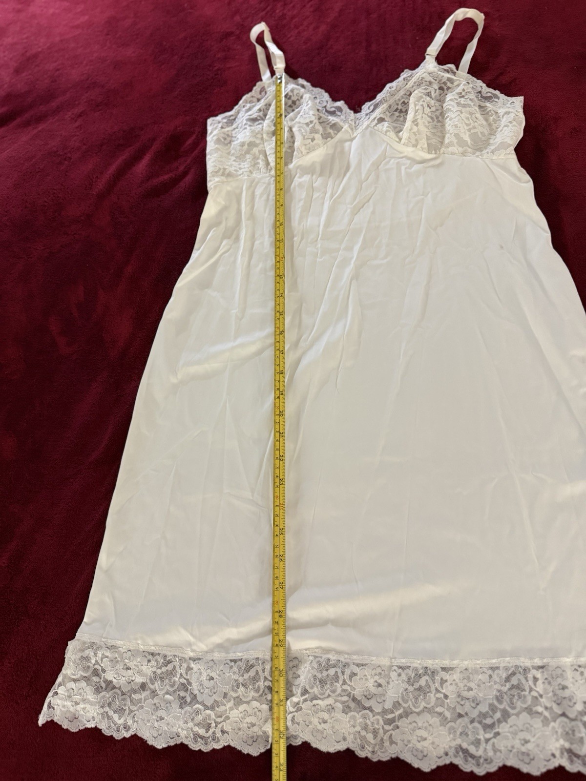 Vtg Vanity Fair “Perfection” Full Slip Size 38 Lace Cups Adjustable Straps