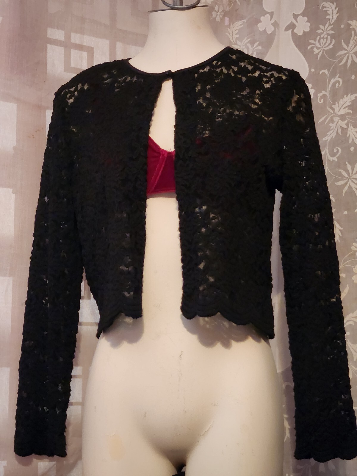 Dress Barn Lace Shrug Bolero Cardigan Black Sheer Scalloped Sexy Small Y2K VTG