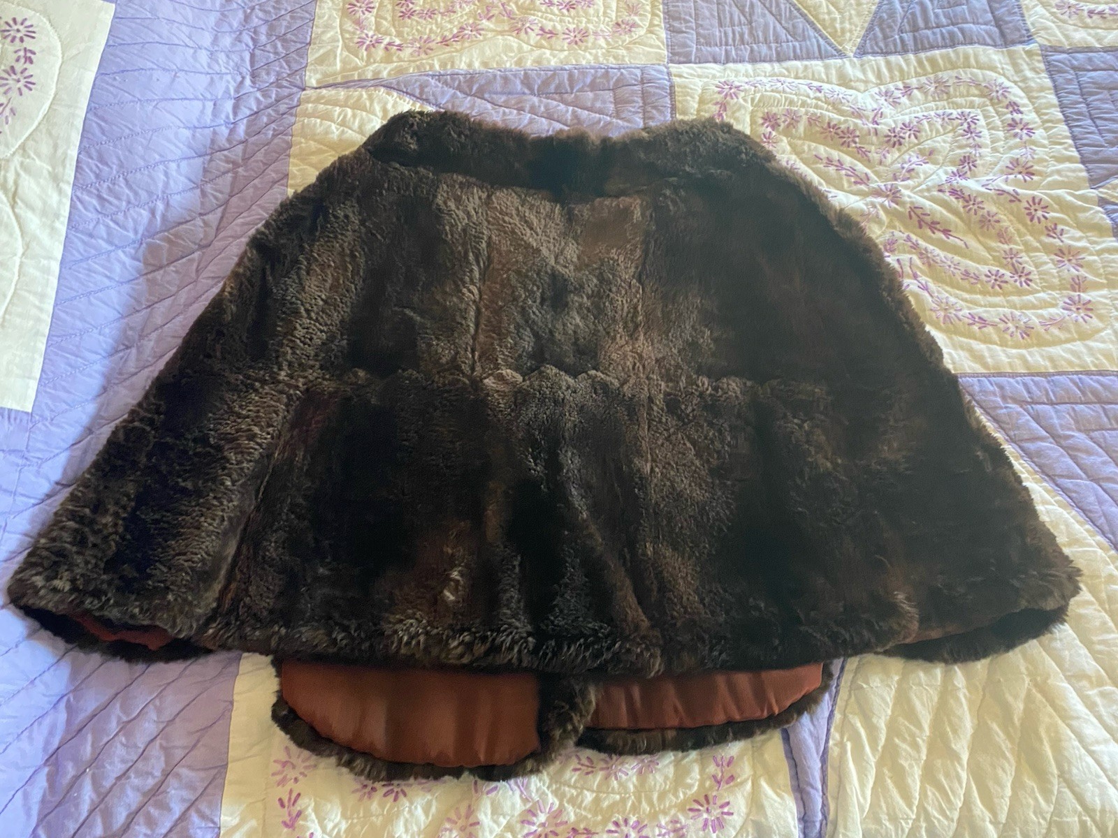 Vintage Womens I.R. FOX Brown Simulation Faux Fur Cape Shawl Wrap Stole New York