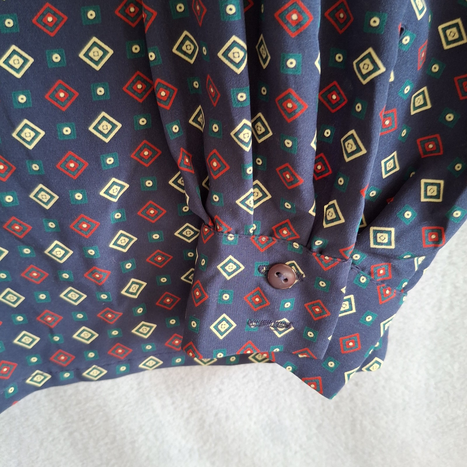 Pendleton Size 8 Blouse Vintage Button Accent Collar Blue Geometric Made In USA
