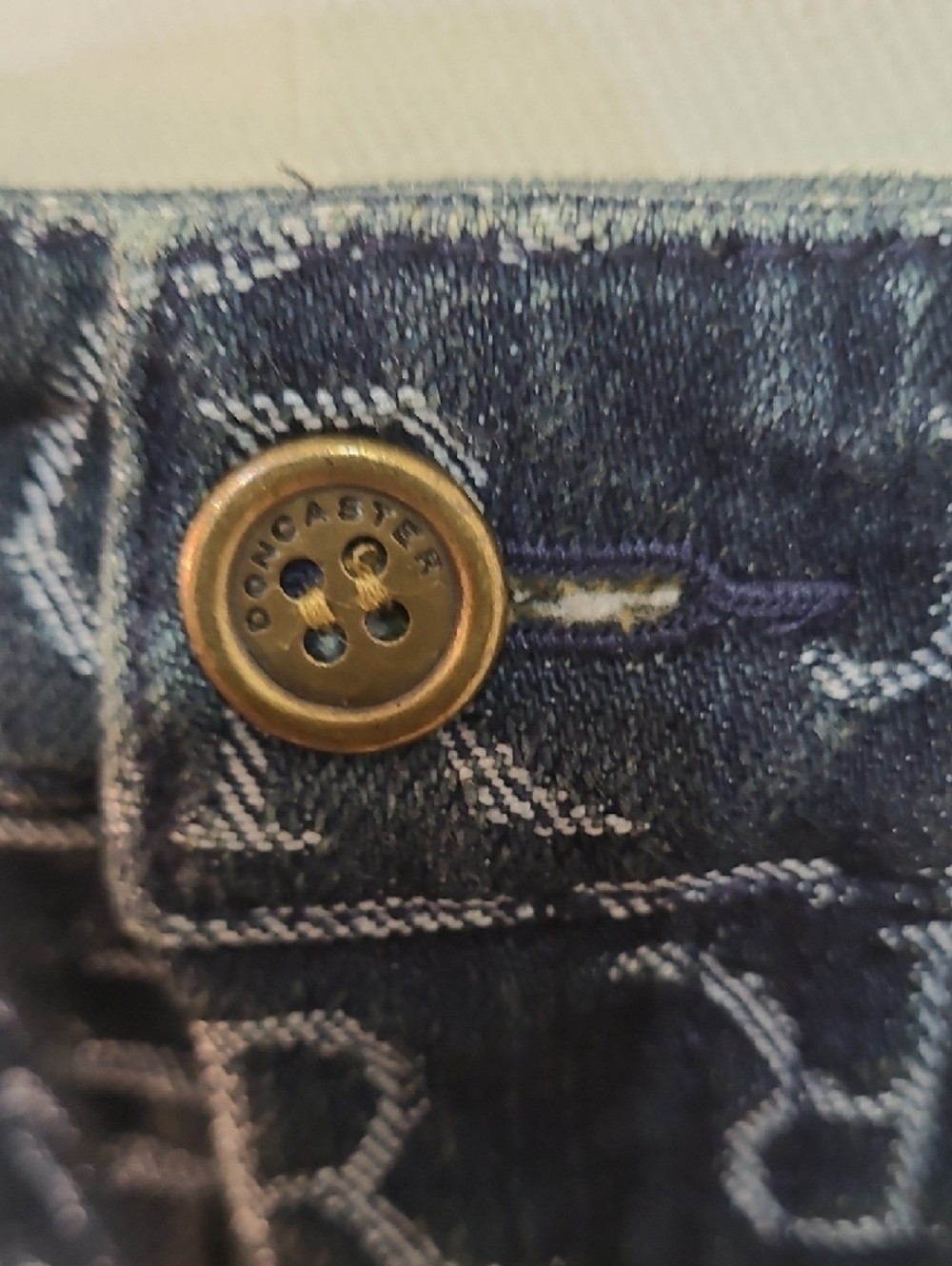 Doncaster Vintage High-Waisted Straight Leg Navy & White Denim Jeans – Size 10