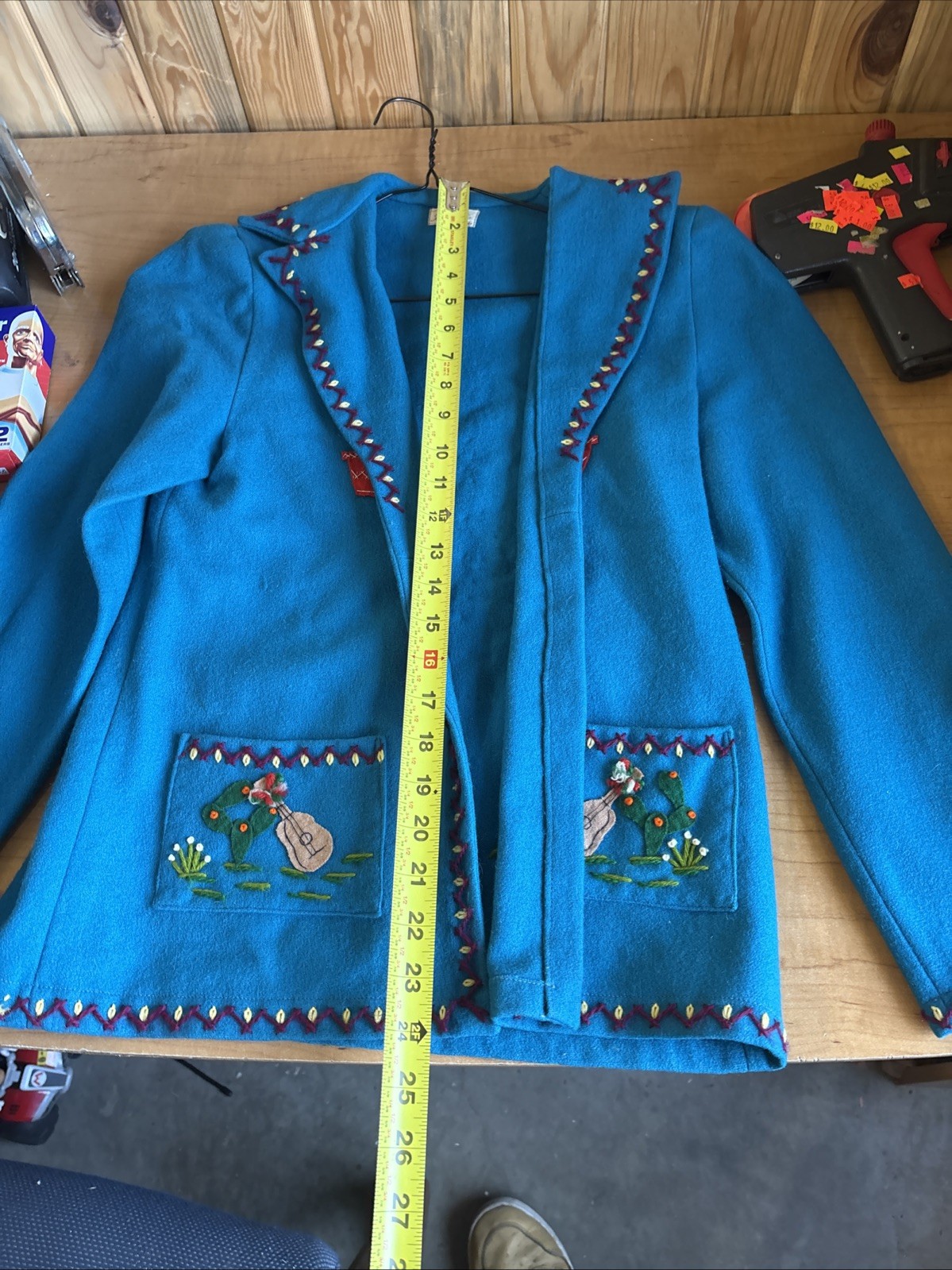 Vintage Berty 1940s-50s Embroidered Mexican Souvenir Jacket Beautiful Colors 12