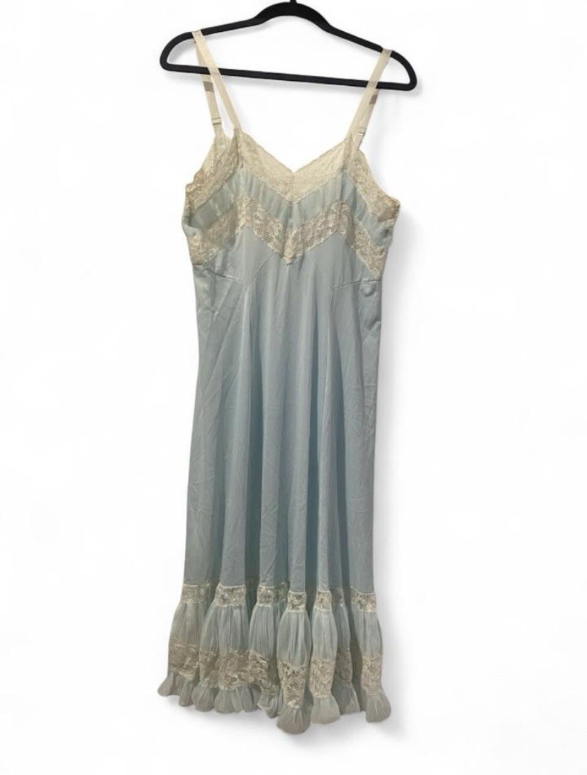 Vintage 50’s Mary Barron blue lace slip dress with white lace trim, size 38