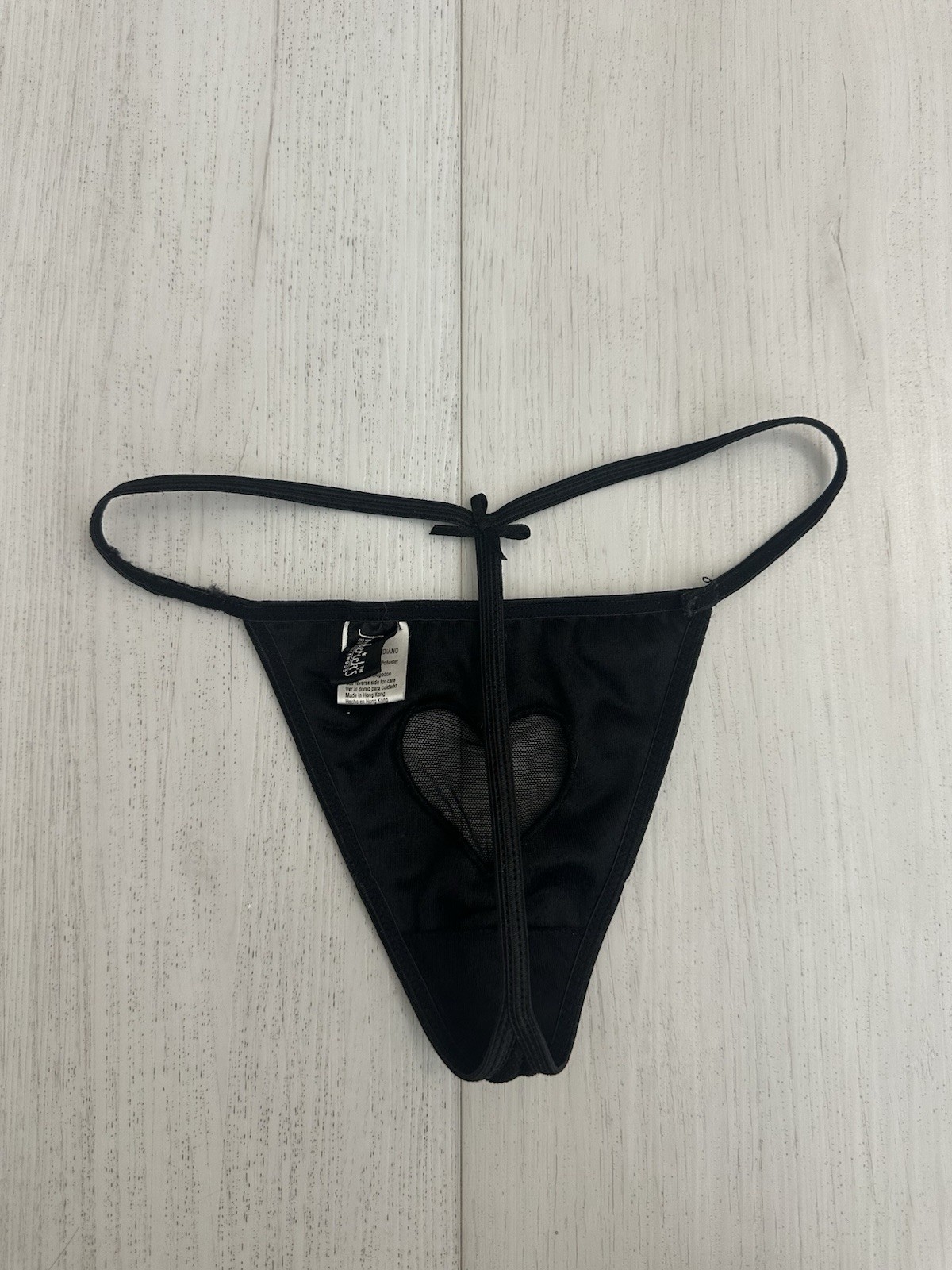 Vintage Frederick&rsquo;s of Hollywood V-String Thong Sz M Black Bow on Back Heart