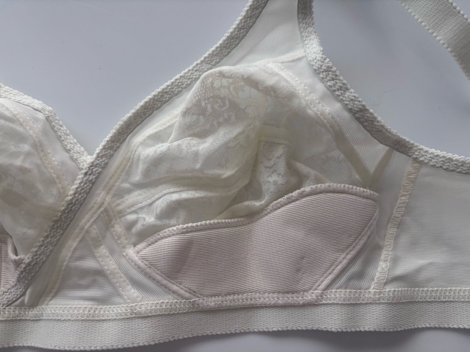 Vintage Montgomery Ward Lace Wireless Bra 863 White Size 34C