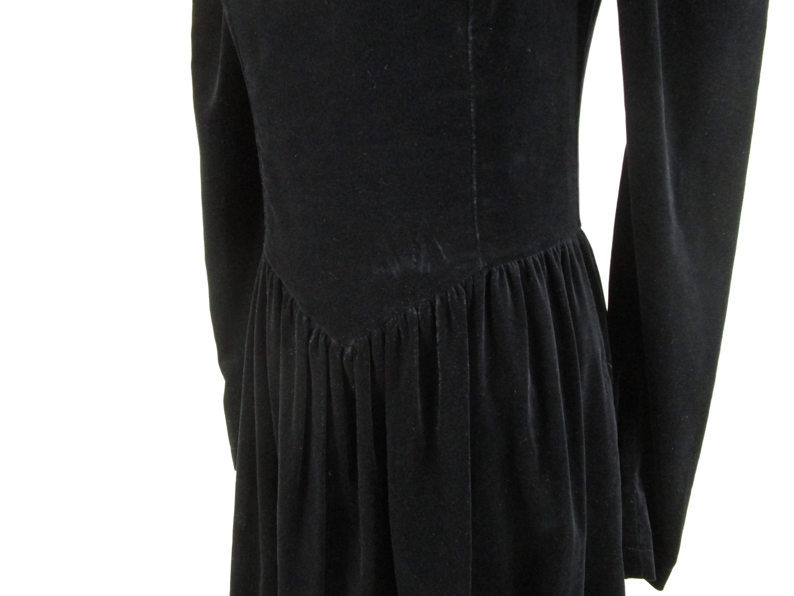 Vintage Laura Ashley Solid black Velvet Victorian Long Sleeve Dress Size 8
