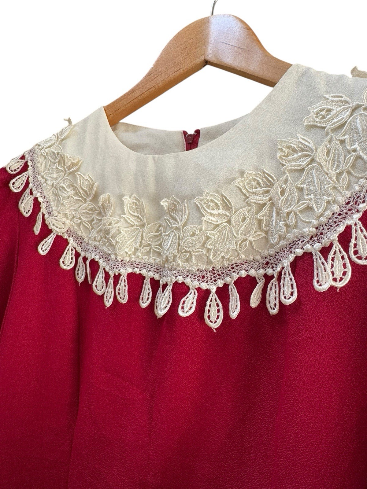 NOS Vintage Another Thyme Red Dress Size 12 Floral Lace Applique Neck Holiday