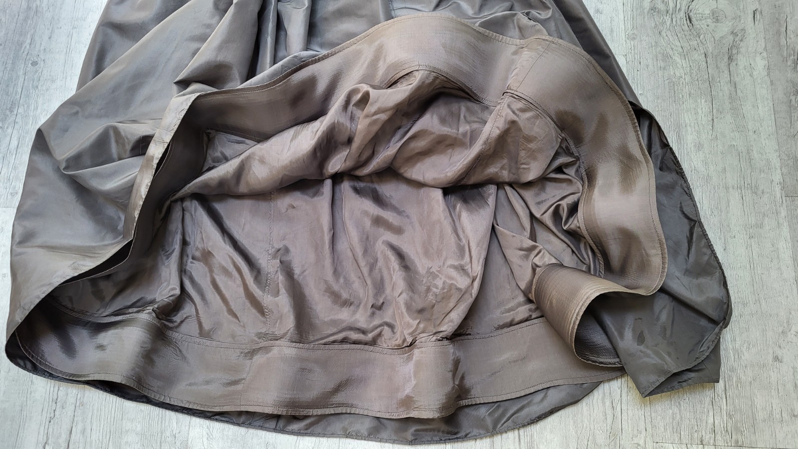 Vintage Nina Ricci Haute Boutique Gray Silk Taffeta & Lace Ball Gown Dress – XS