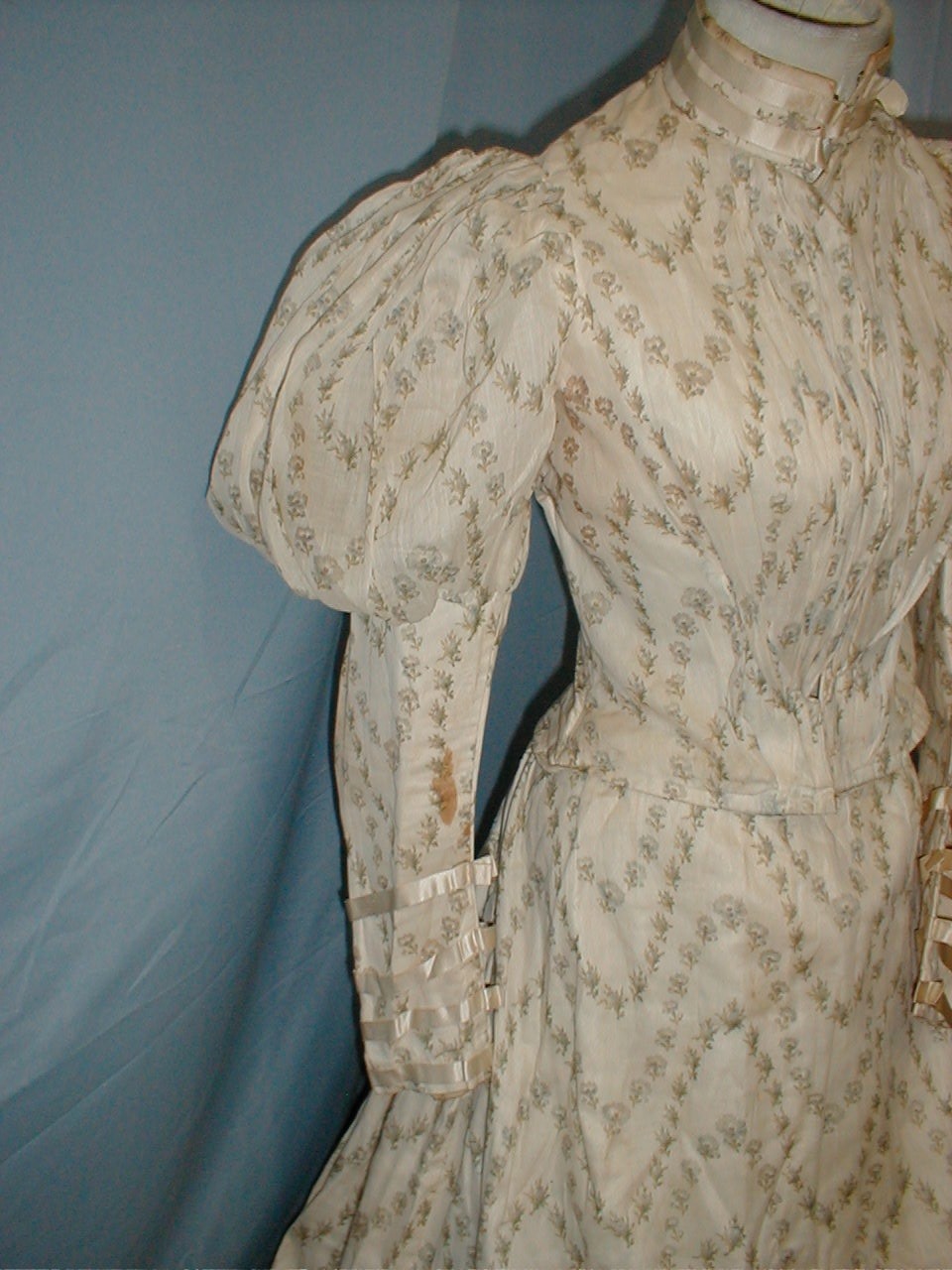 Pretty Antique Dress Victorian 1890 Blue Cornflower Print Puffed Sleeves
