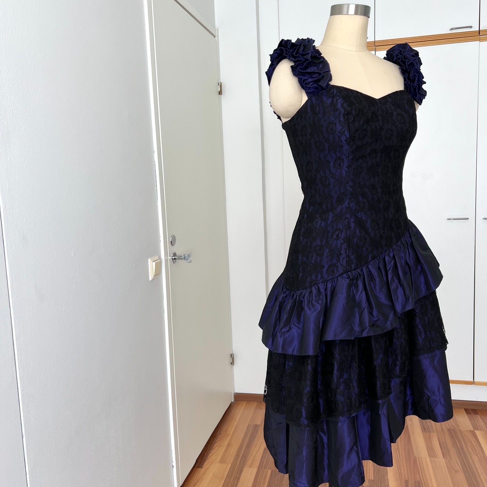 1980s Asymmetrical Tiered Whimsygoth Cocktail Prom Party Dress Aline Midi Retro