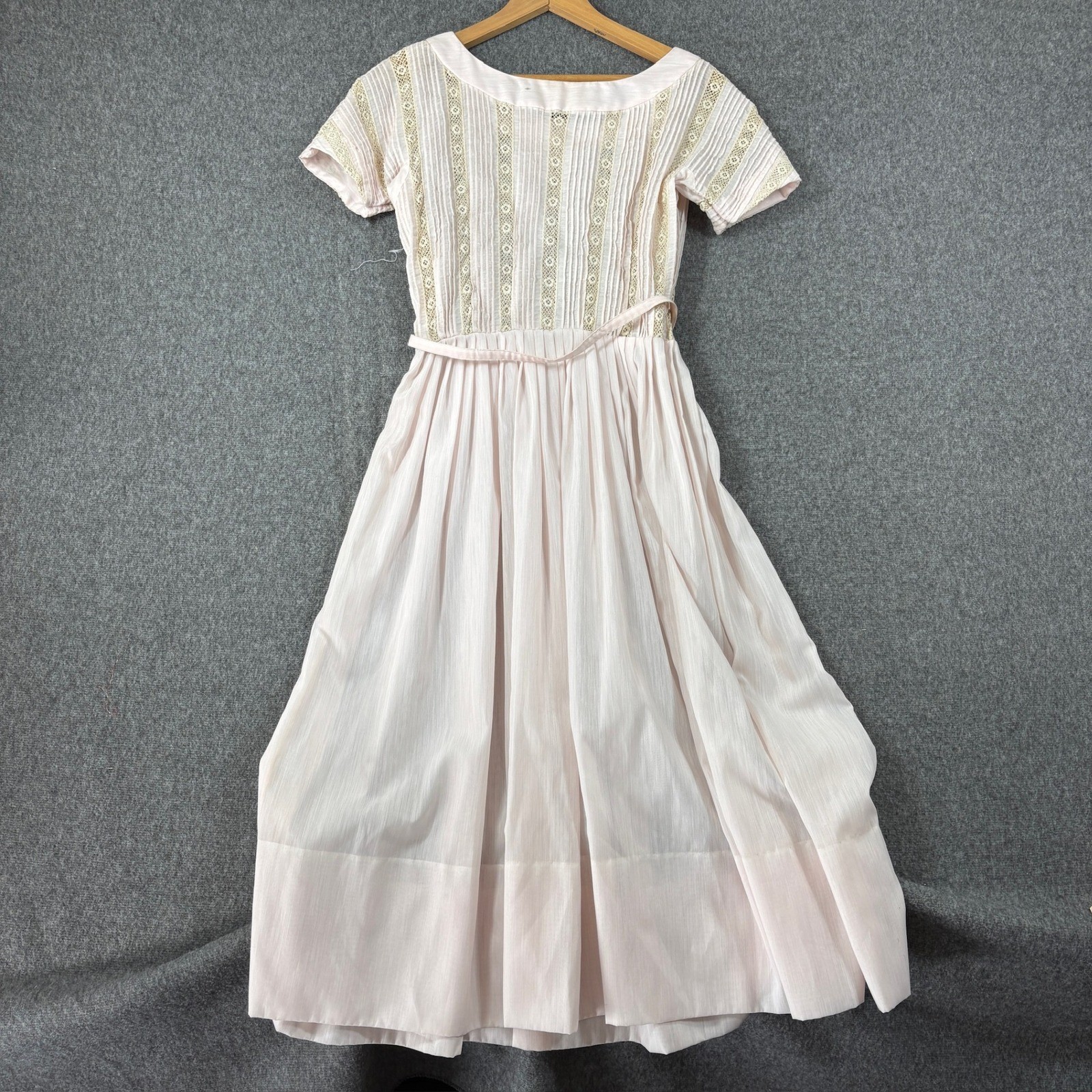 Vintage 50s L&rsquo;Aiglon Petites Pink Lace Pleated Midi Dress Womens Small